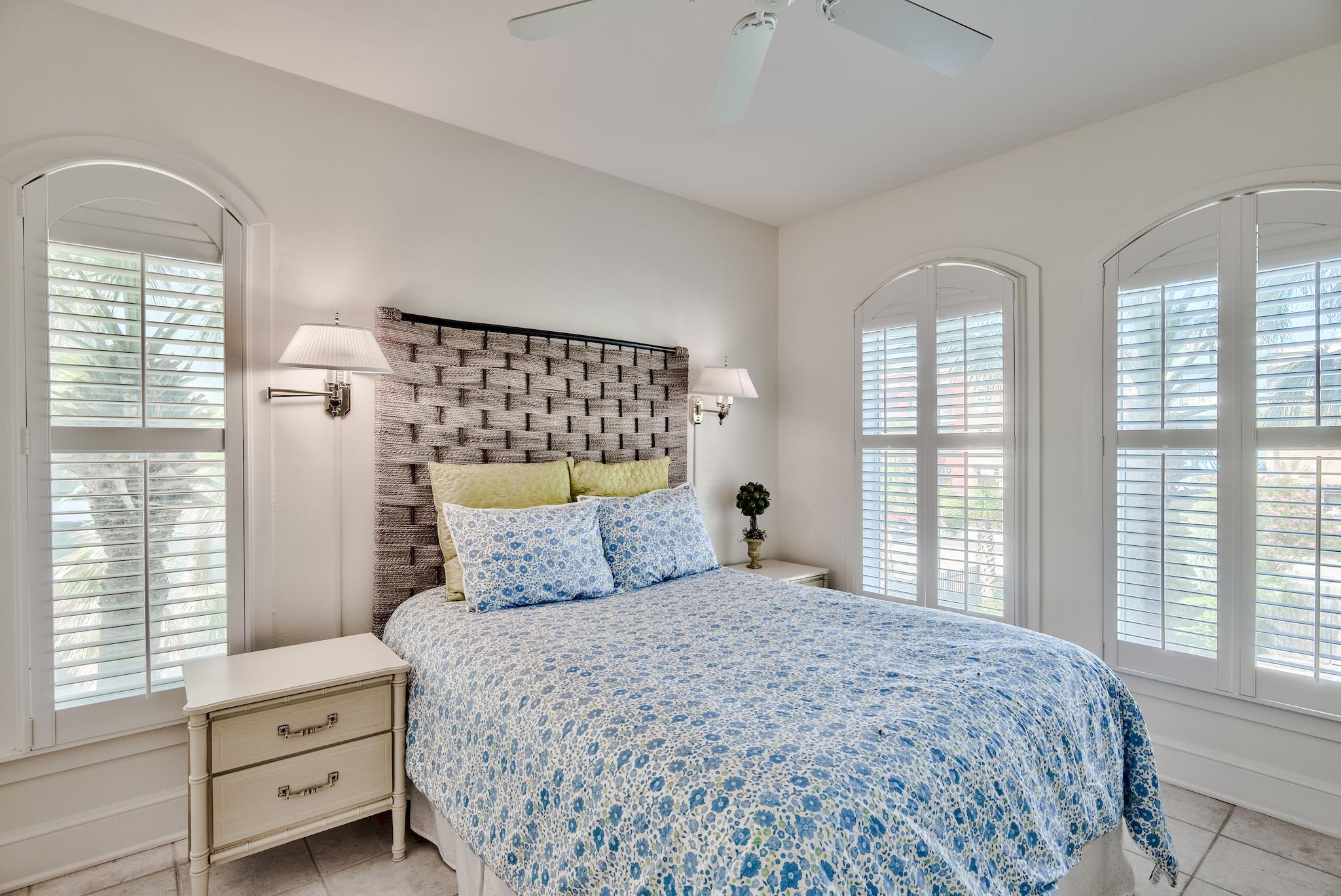 VILLAS AT SANTA ROSA BEACH - Residential