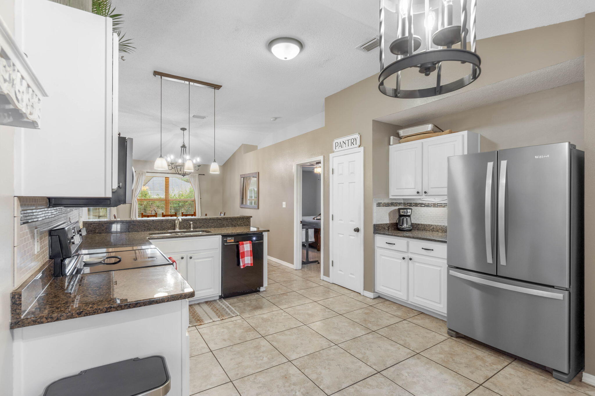 ASHBERRY WOODS - Residential