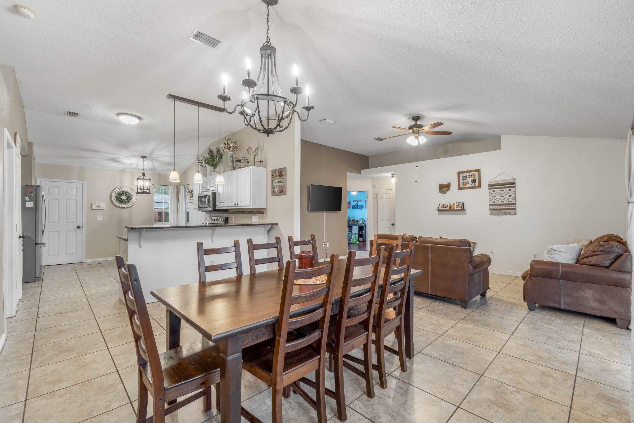 ASHBERRY WOODS - Residential