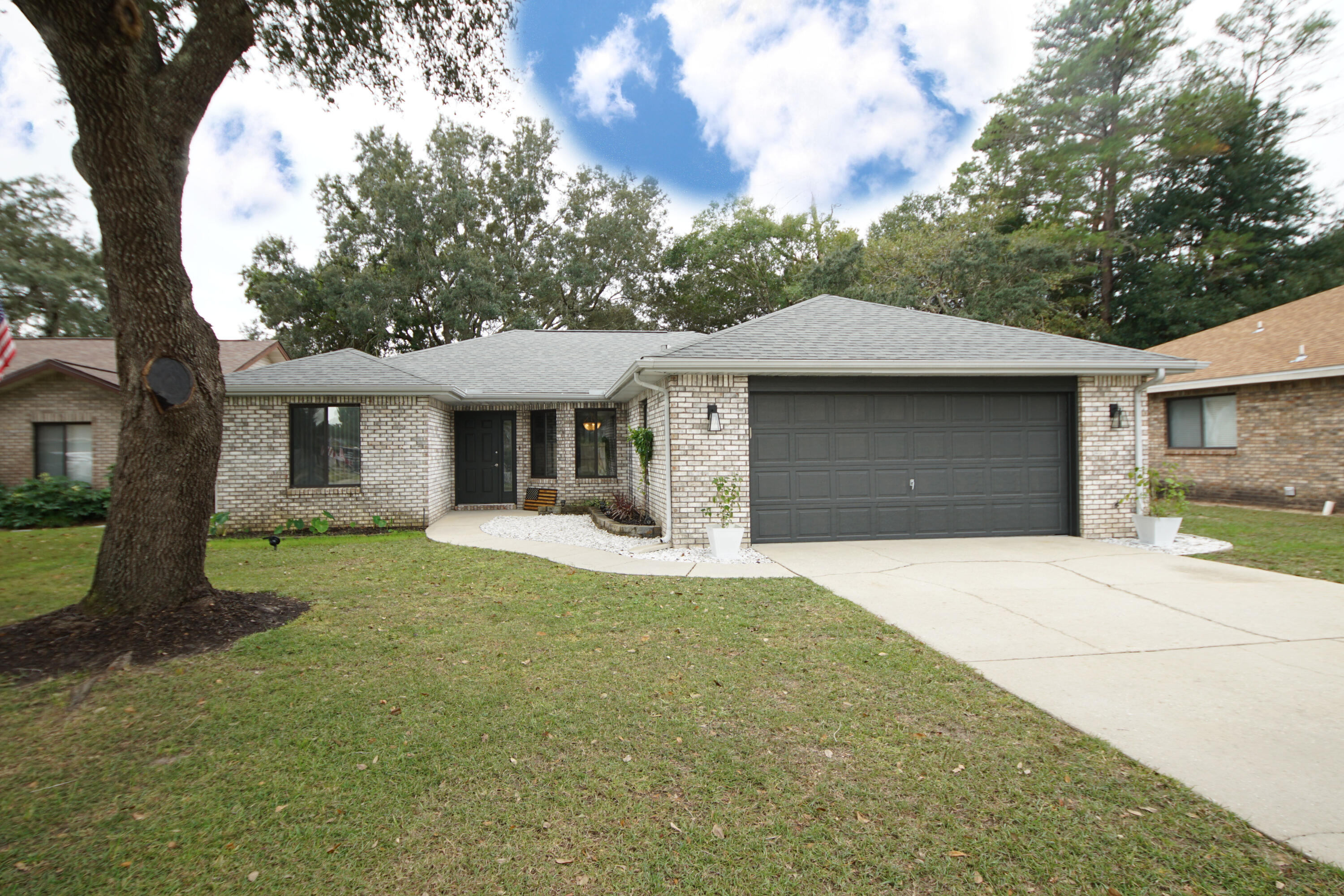 CEDAR RIDGE - Residential