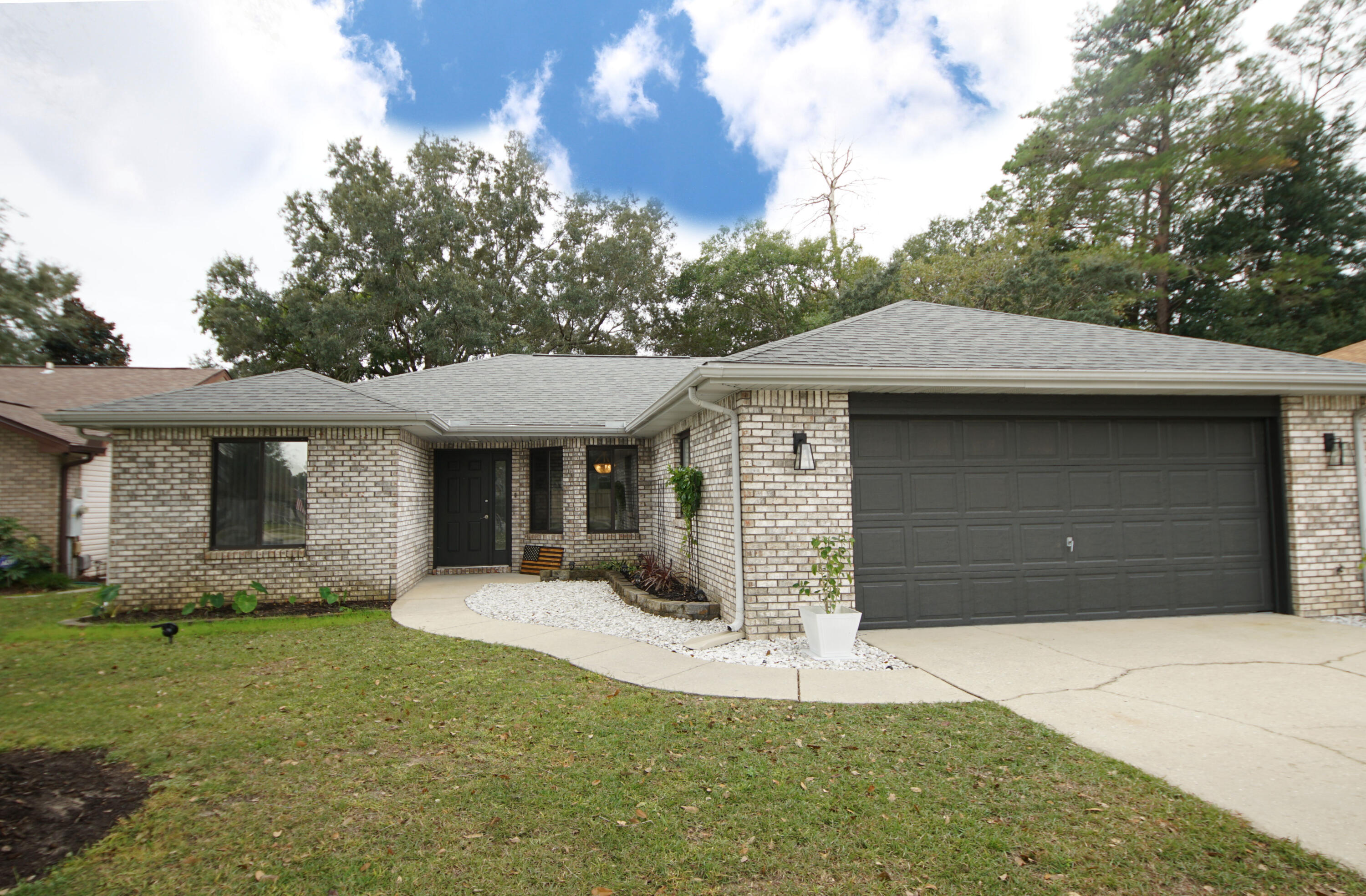 CEDAR RIDGE - Residential