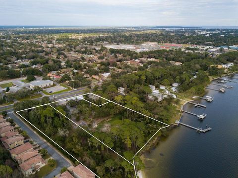 757 E Miracle Strip Parkway Parkway Mary Esther FL 32569