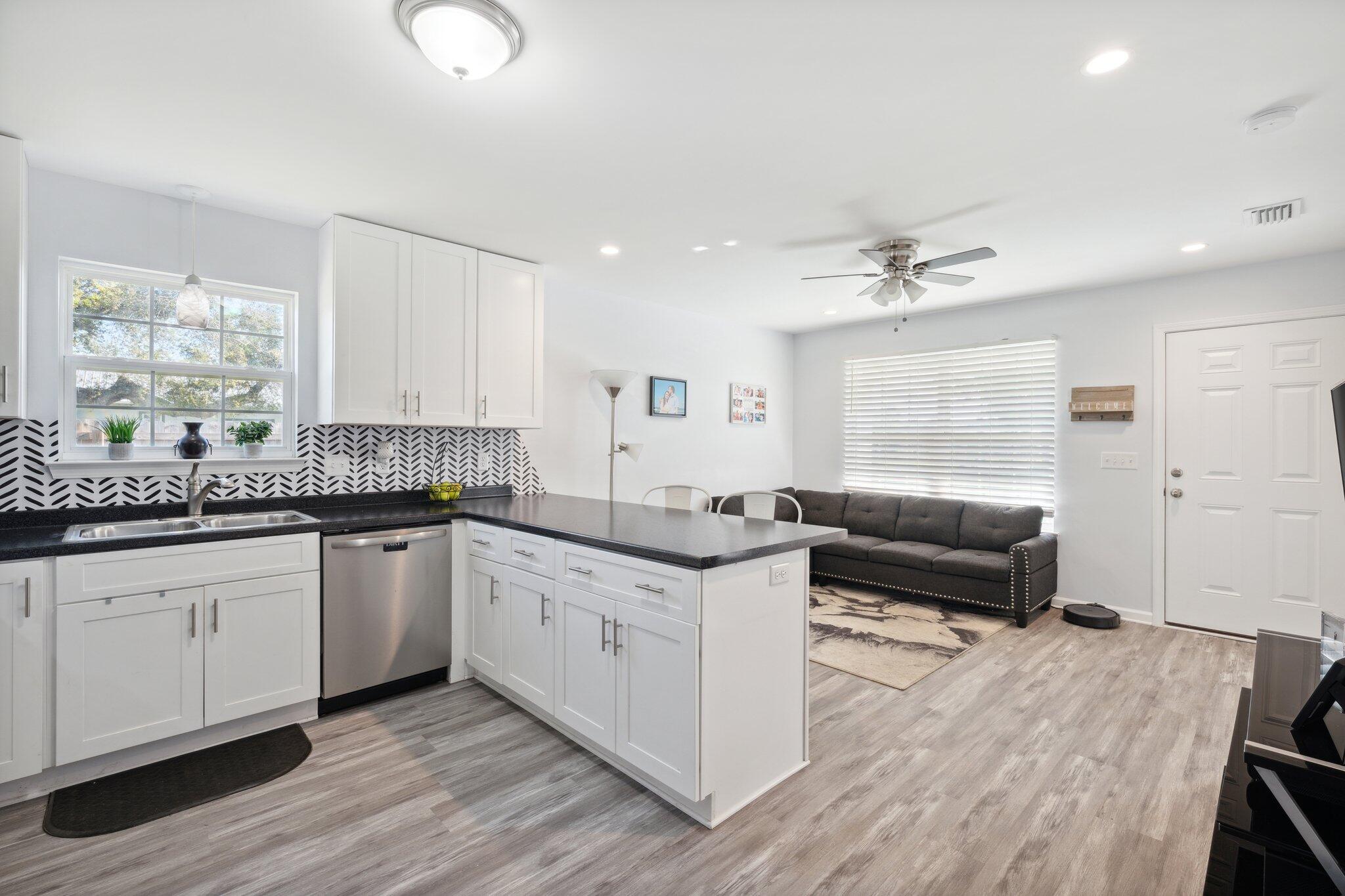 Pinecrest Add. - Residential