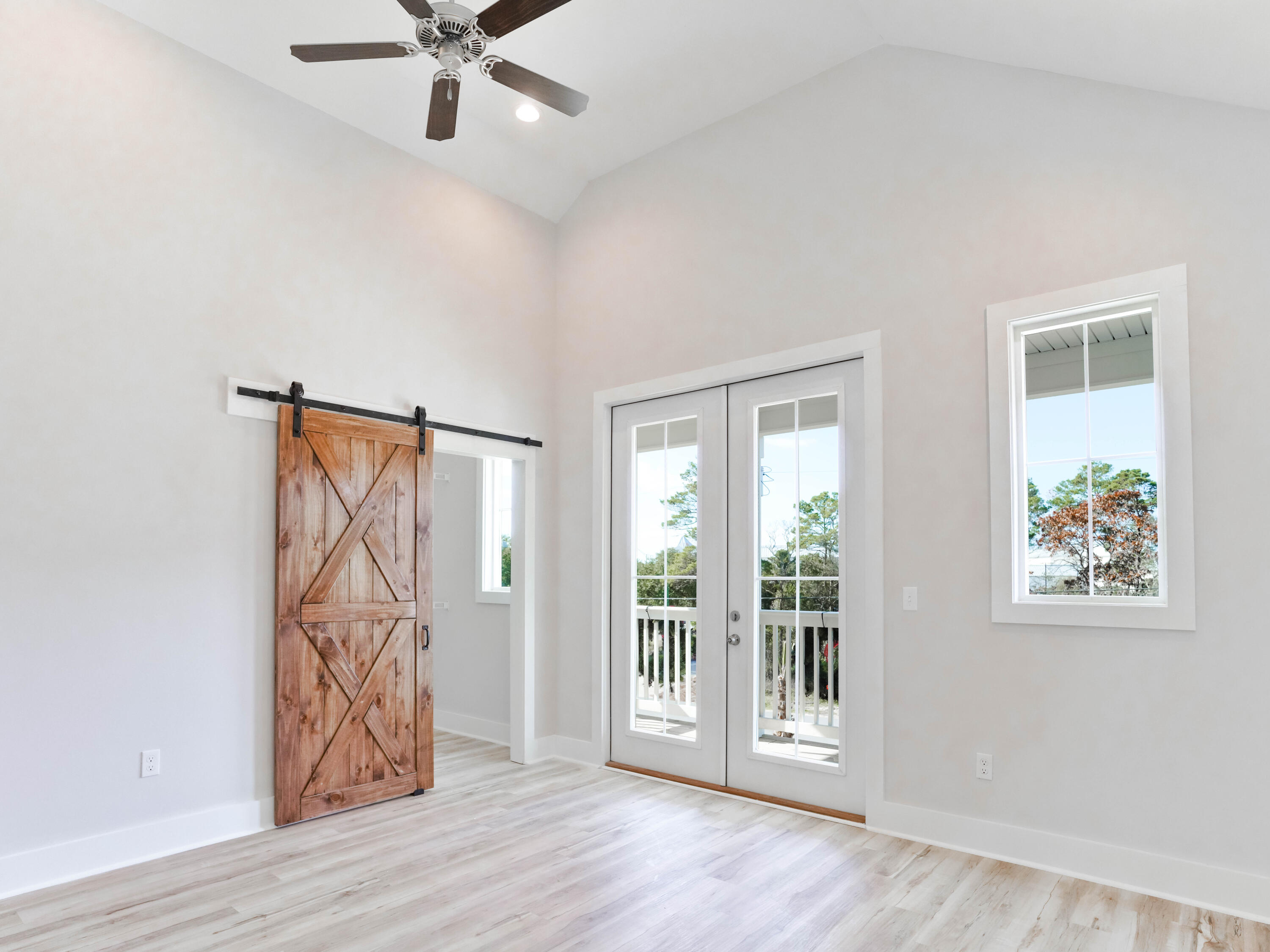 N Wall Street - Residential