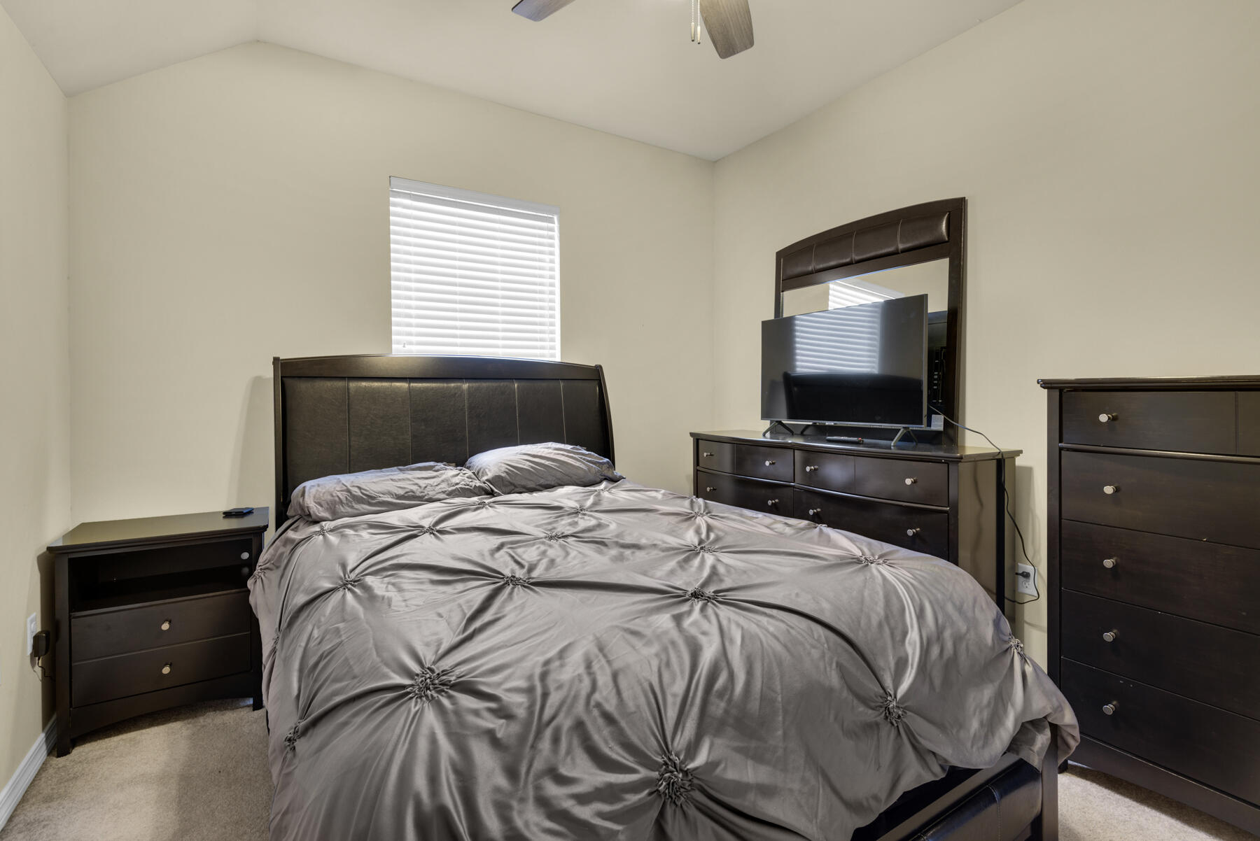 HERITAGE MANOR - Residential