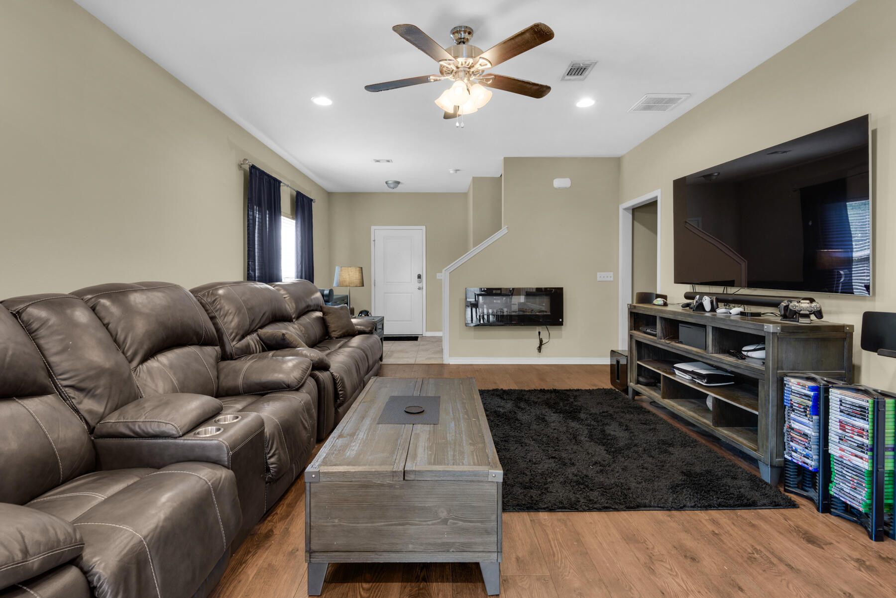 HERITAGE MANOR - Residential