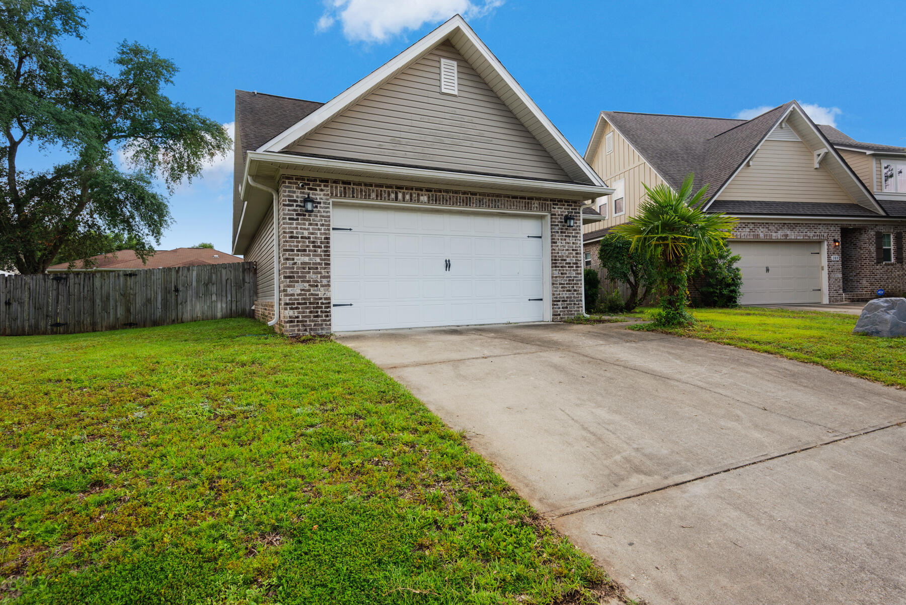 HERITAGE MANOR - Residential