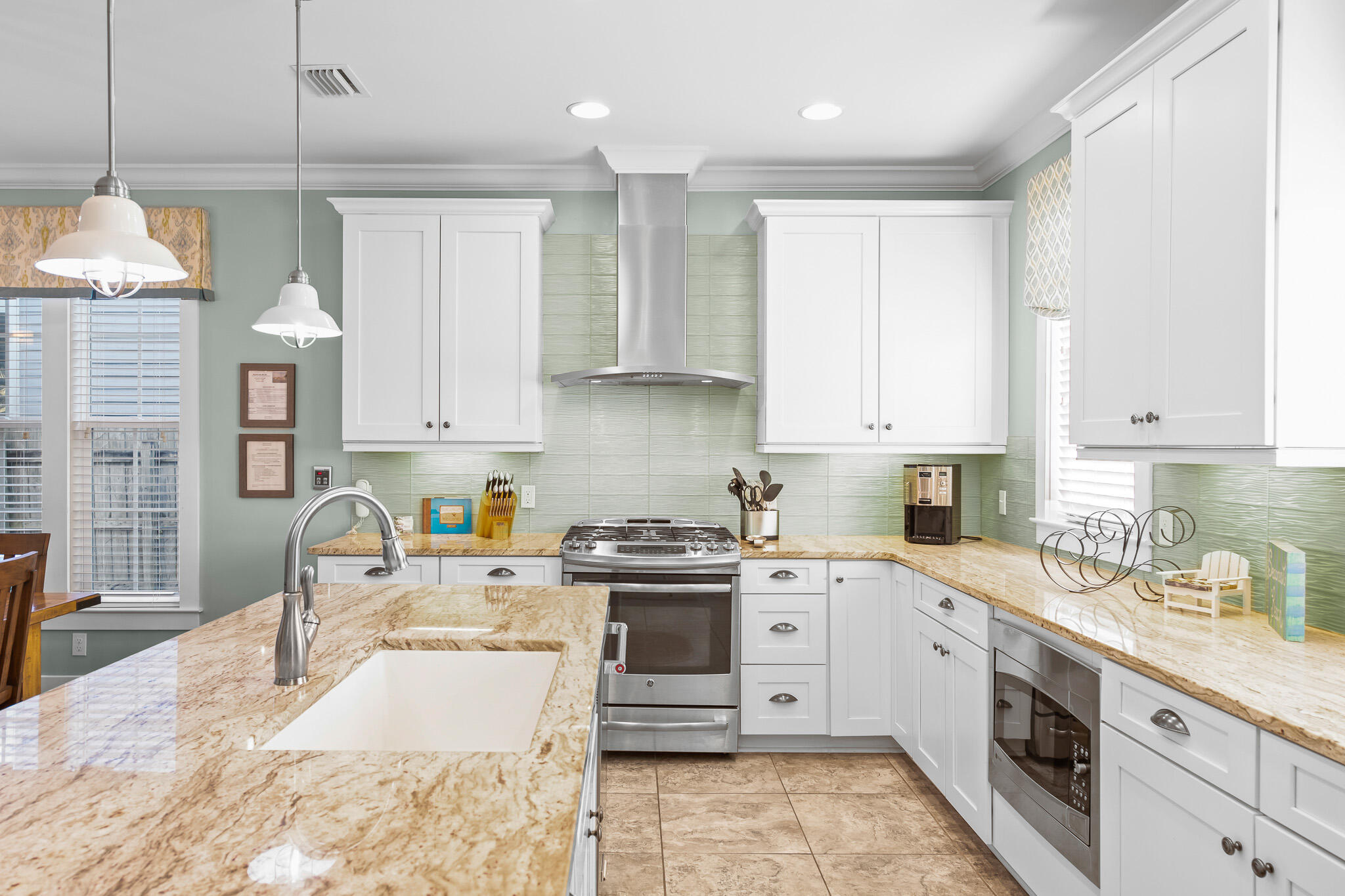 GULFSIDE ESTATES PH 2 - Residential