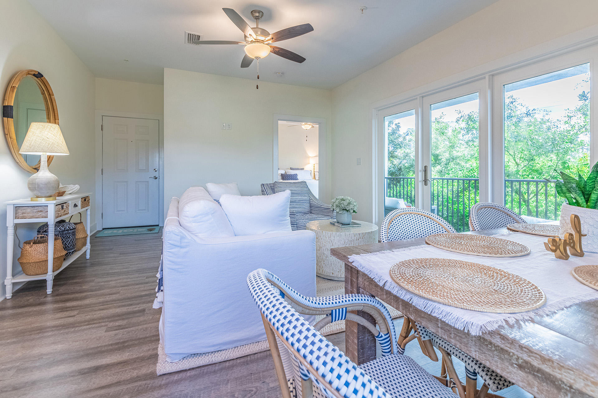 HIDDEN LAKES - Residential