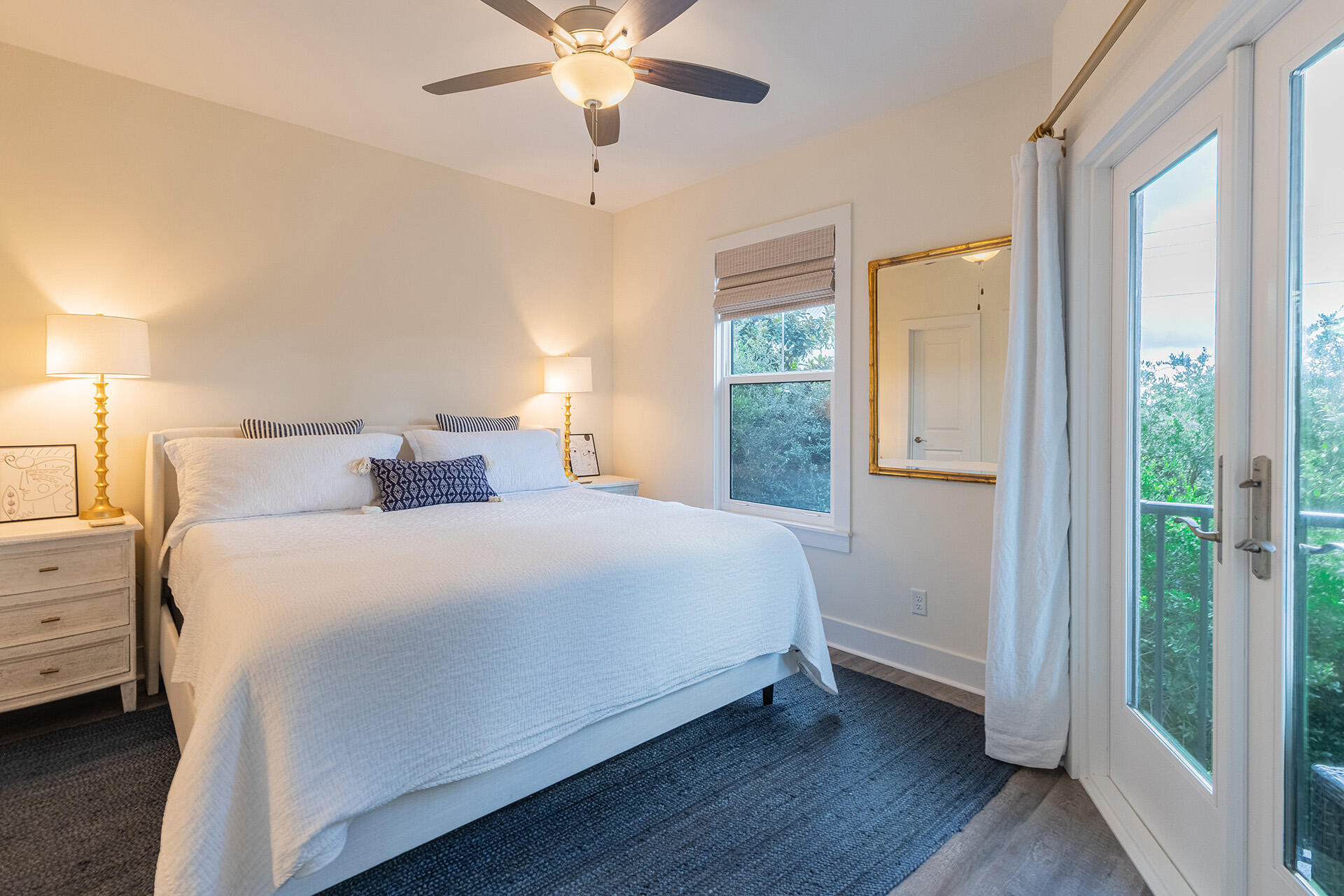 HIDDEN LAKES - Residential