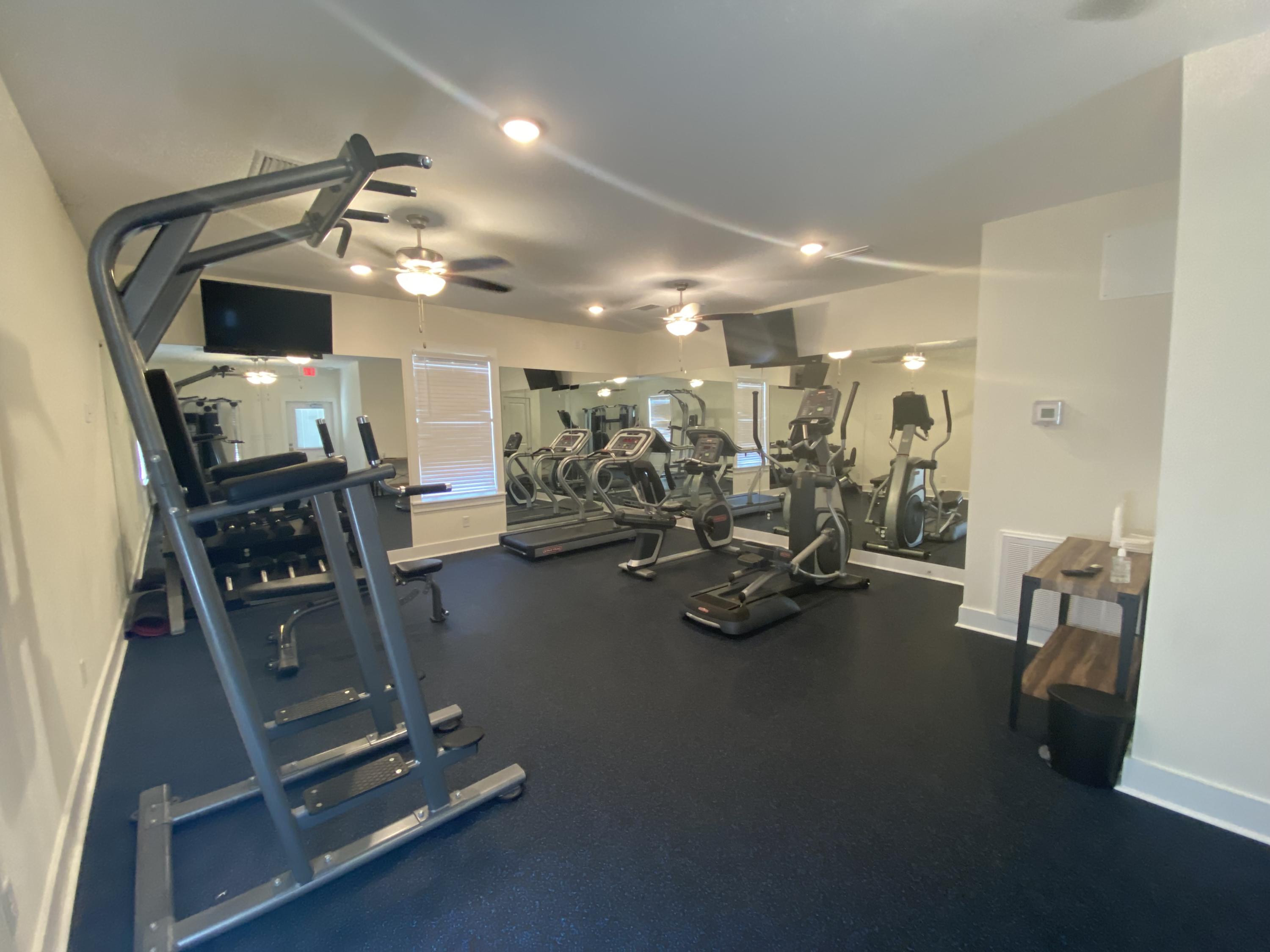 HIDDEN LAKES - Residential