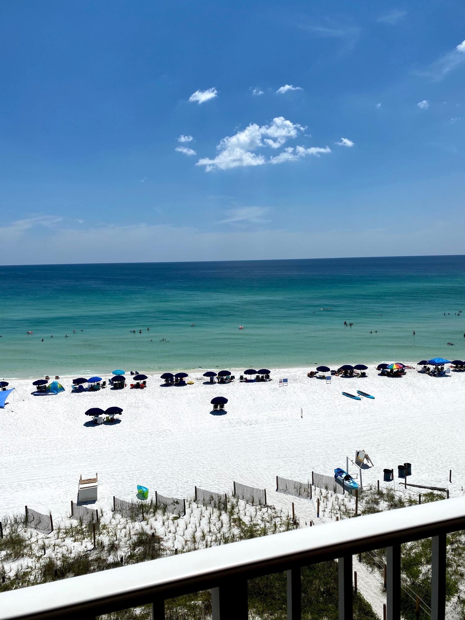 HIDDEN LAKES - Residential