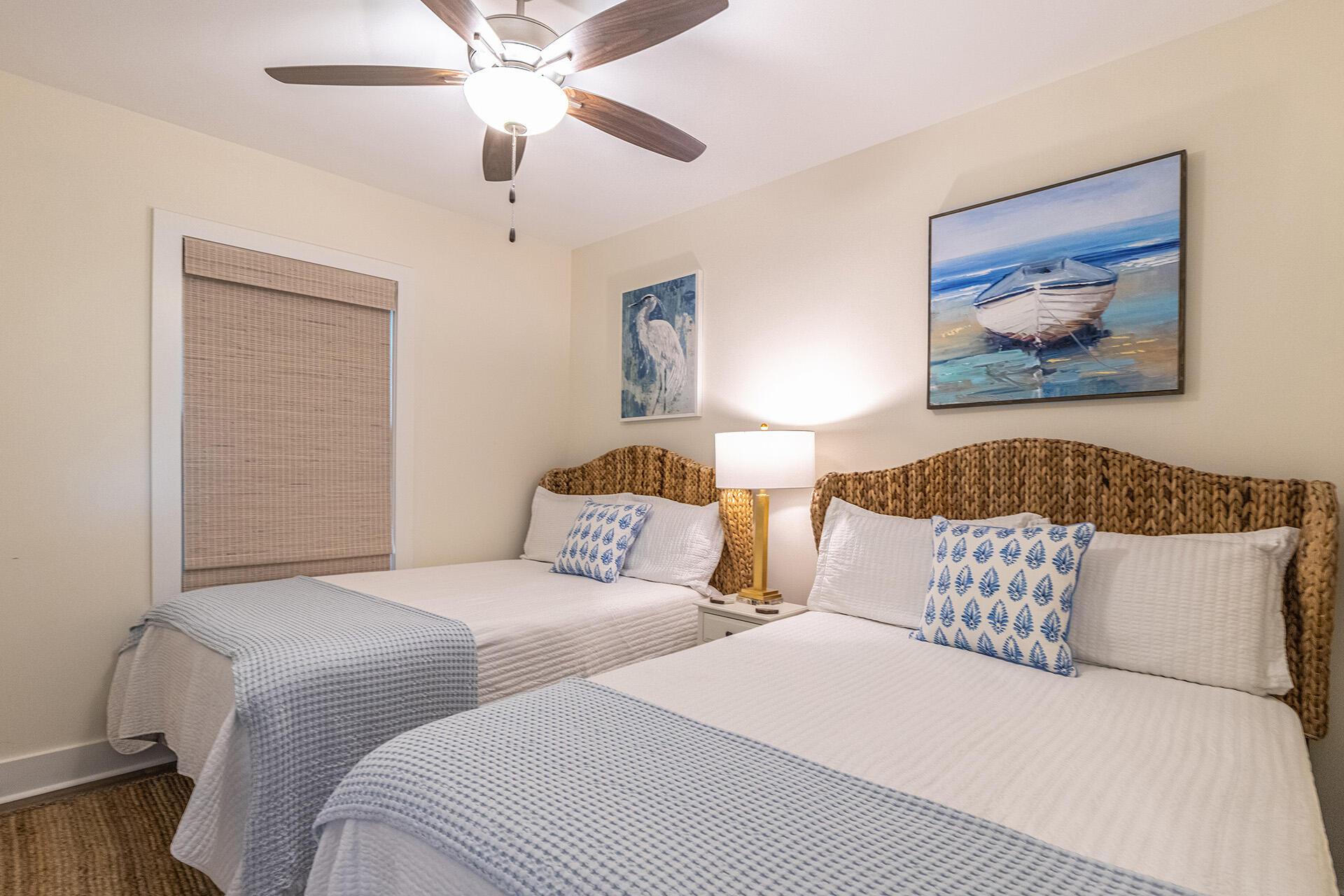 HIDDEN LAKES - Residential