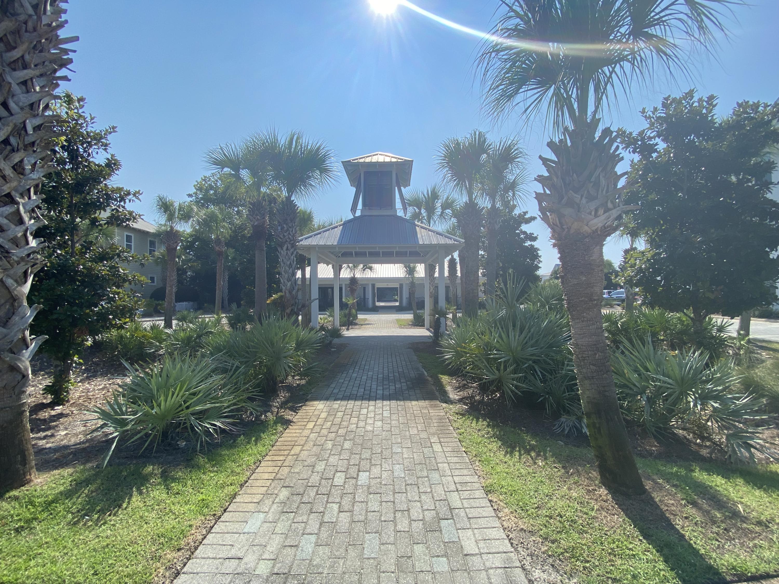 HIDDEN LAKES - Residential