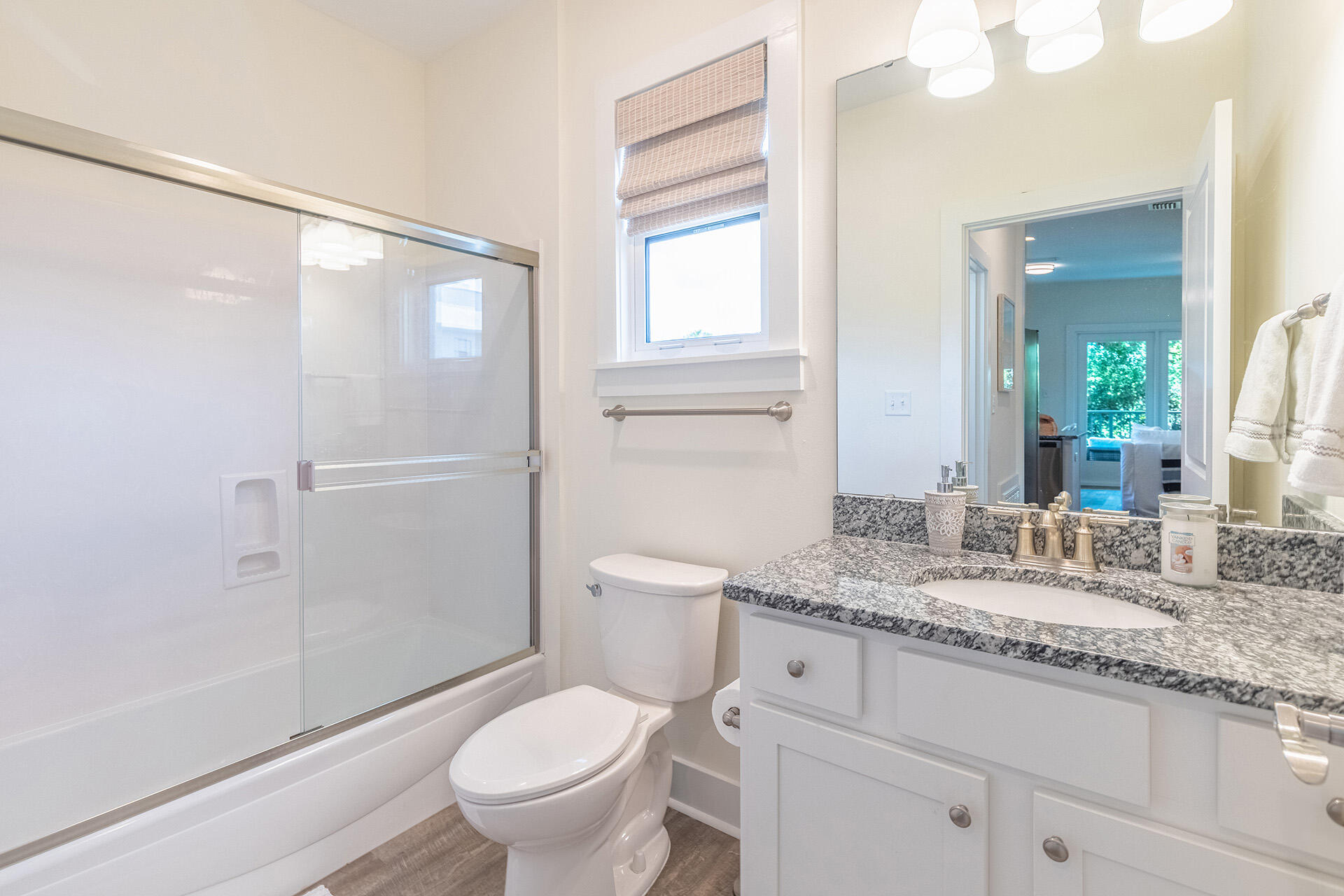 HIDDEN LAKES - Residential