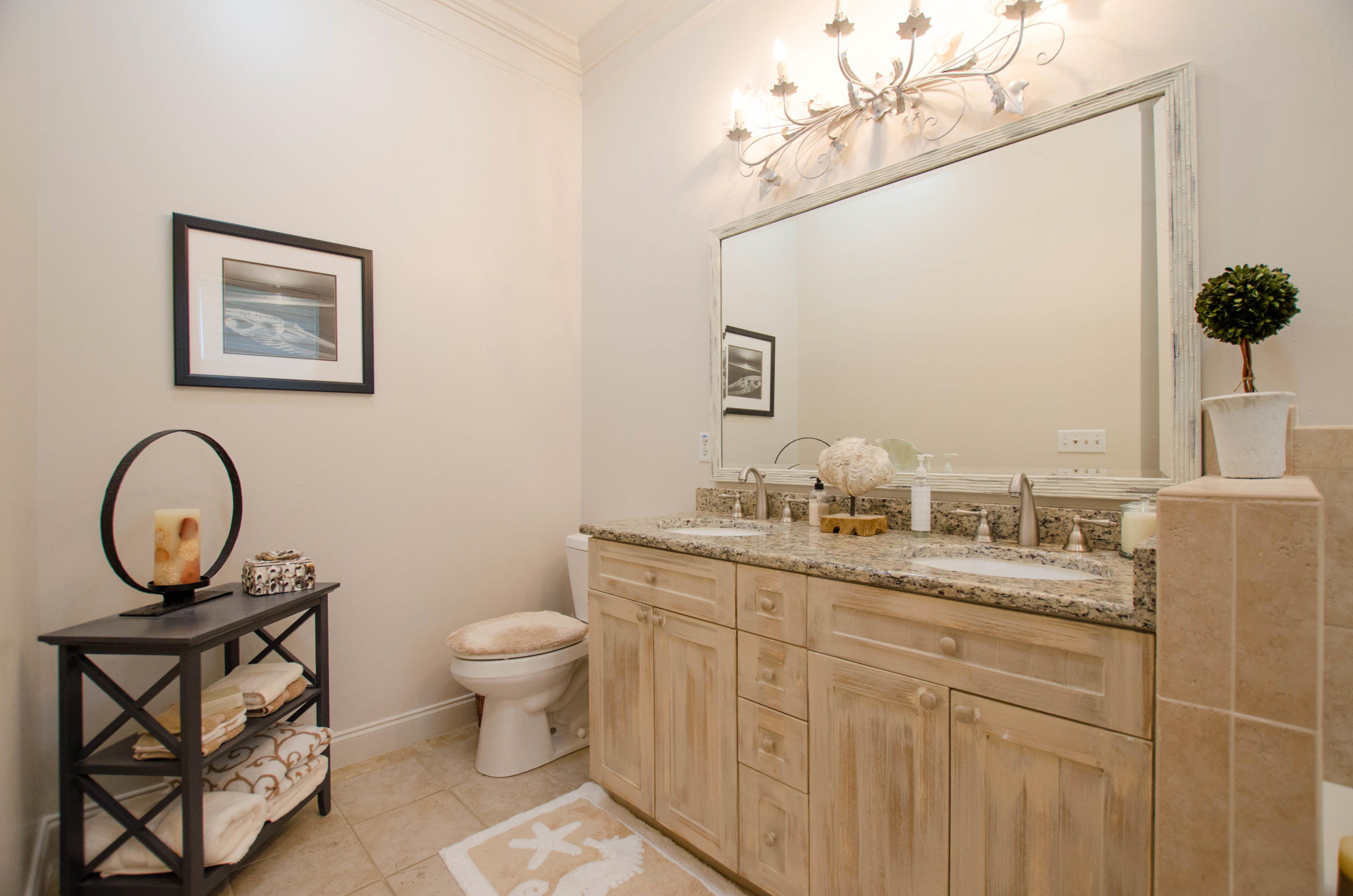 FAIRWAY VILLAS - Residential