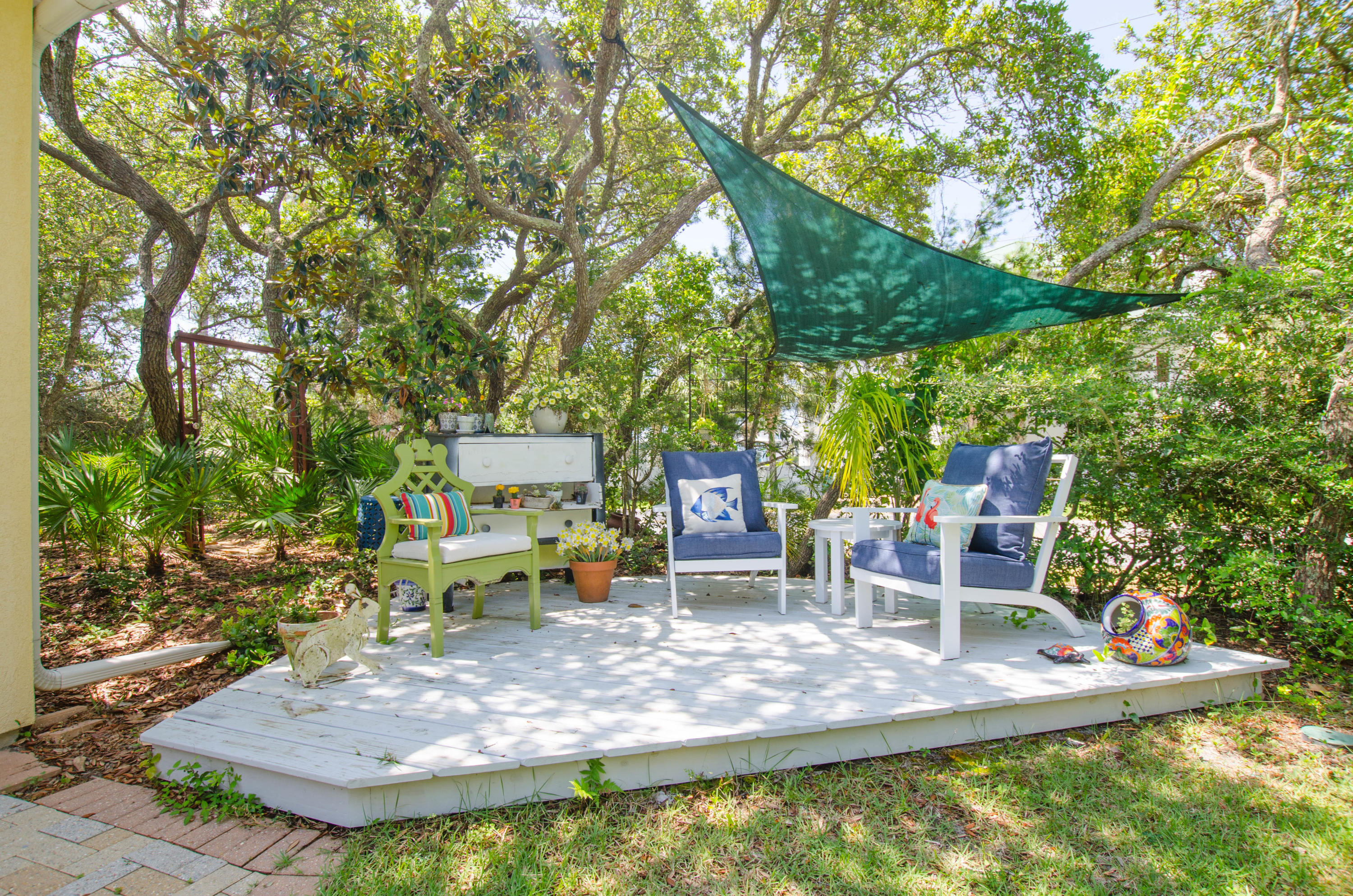 FAIRWAY VILLAS - Residential