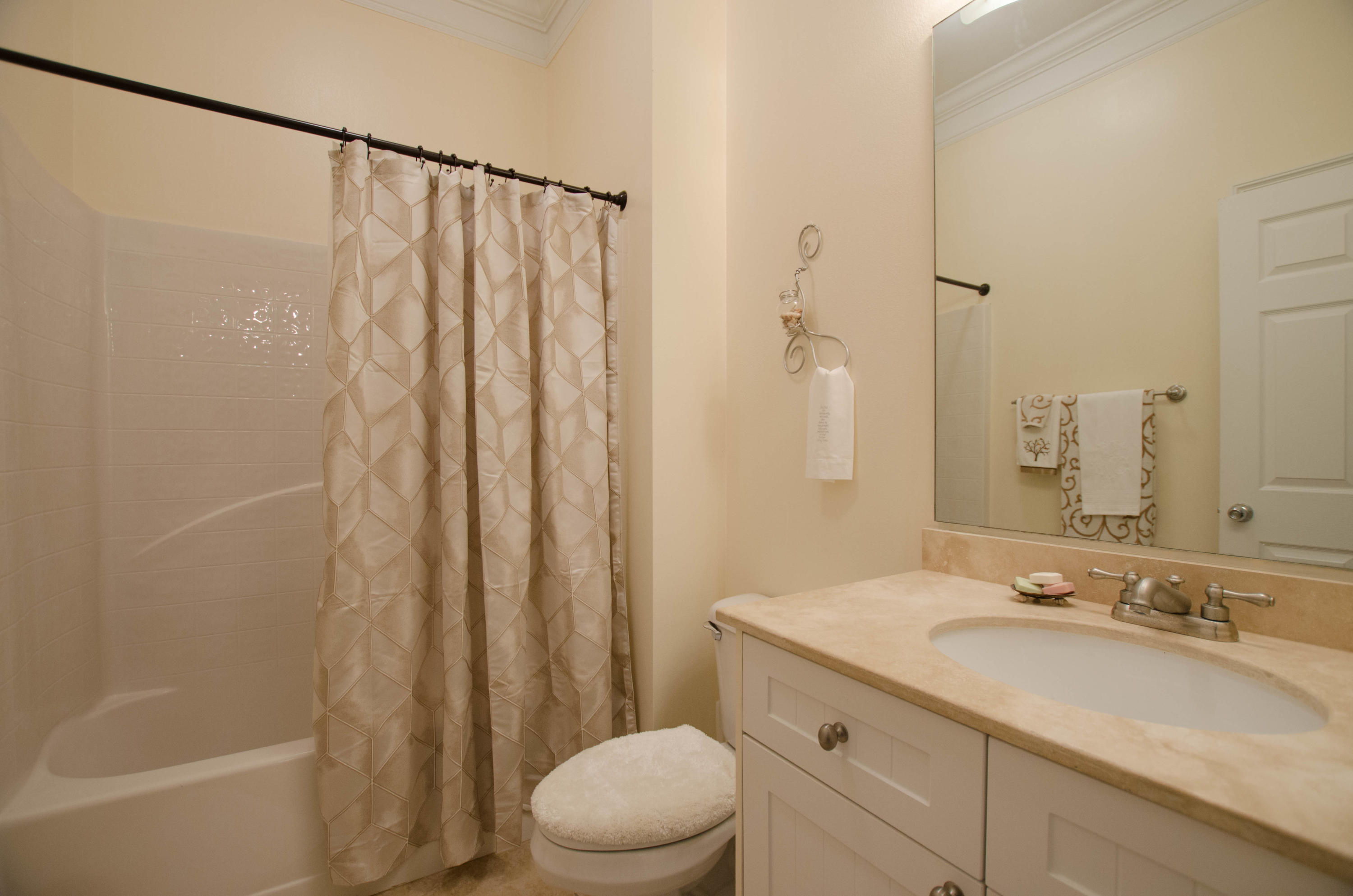 FAIRWAY VILLAS - Residential