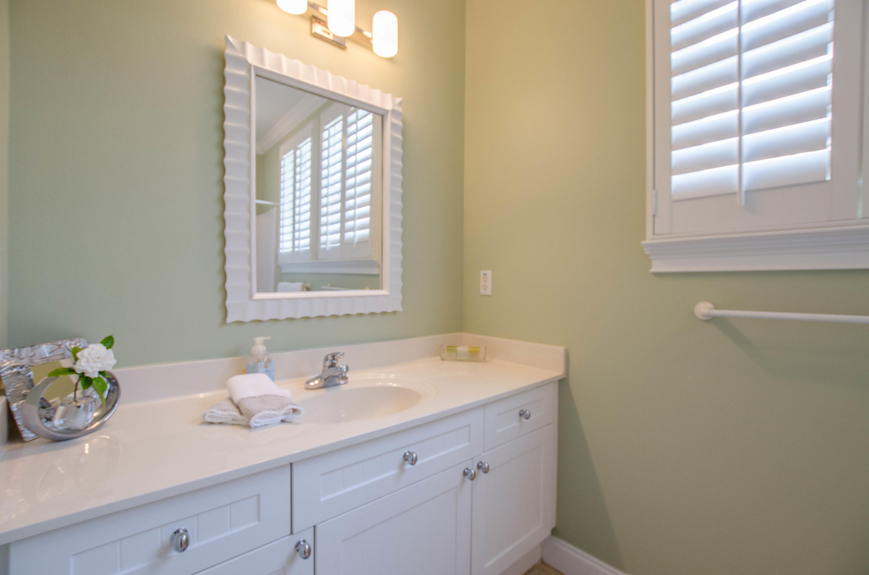 FAIRWAY VILLAS - Residential