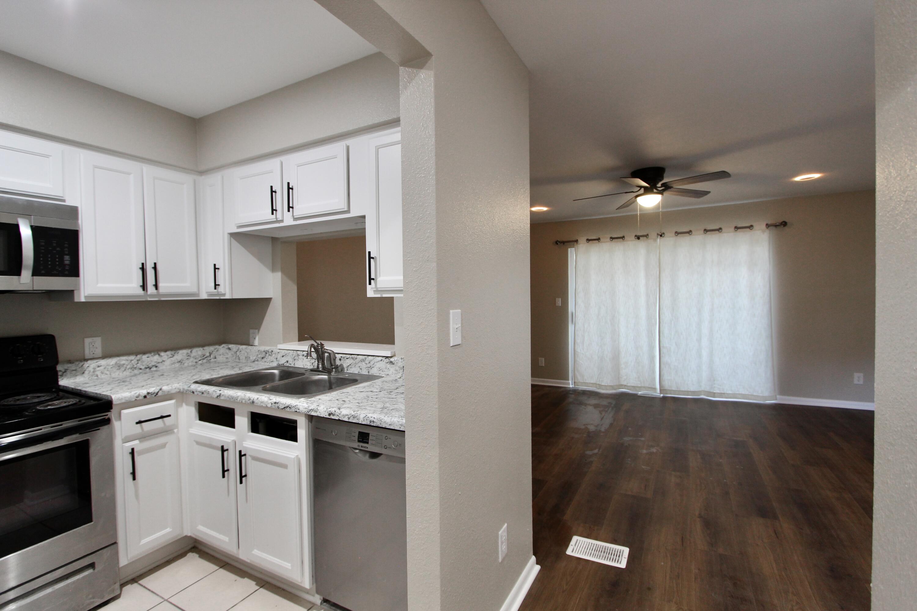 SWIFT BAYOU T/H - Residential Lease
