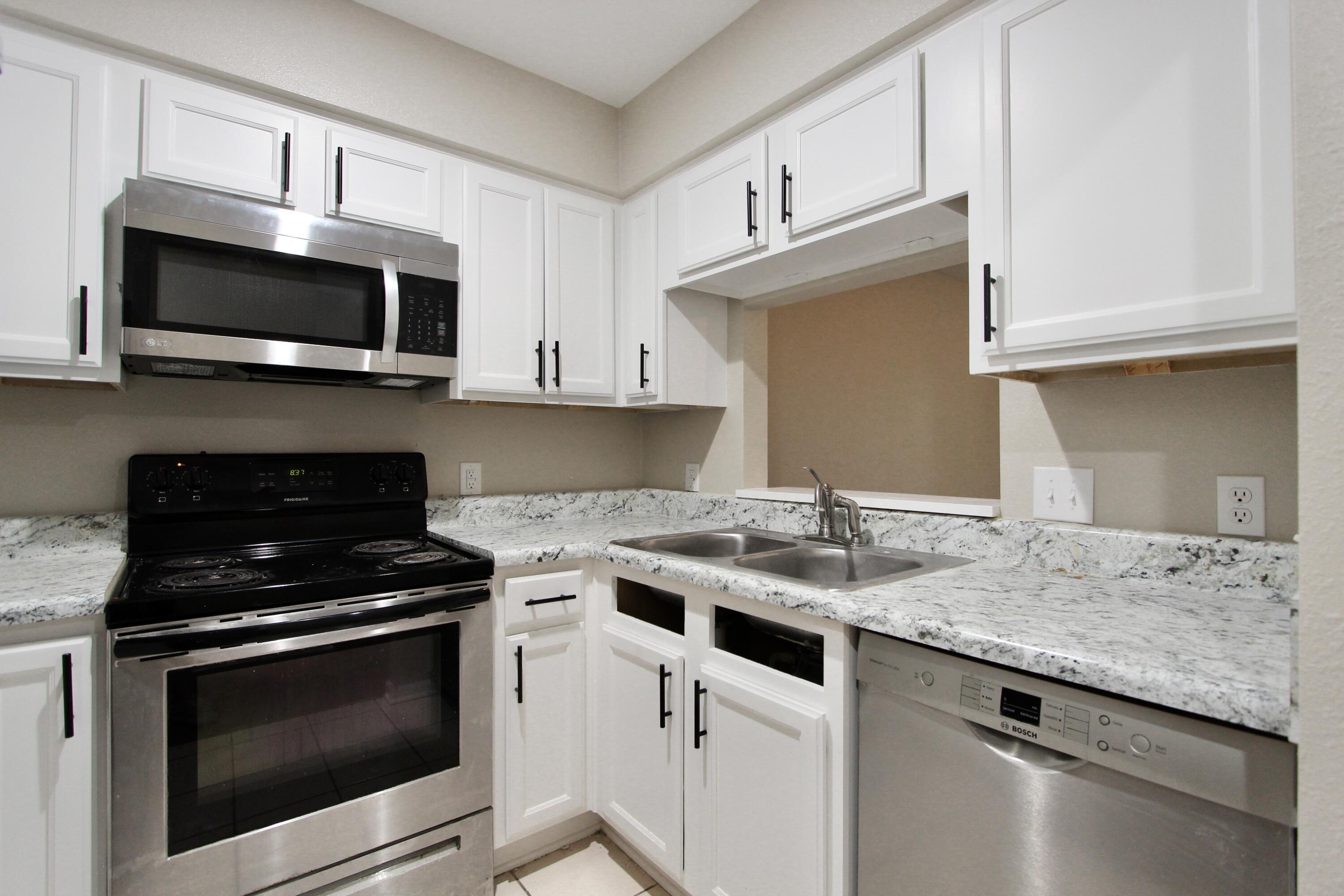 SWIFT BAYOU T/H - Residential Lease