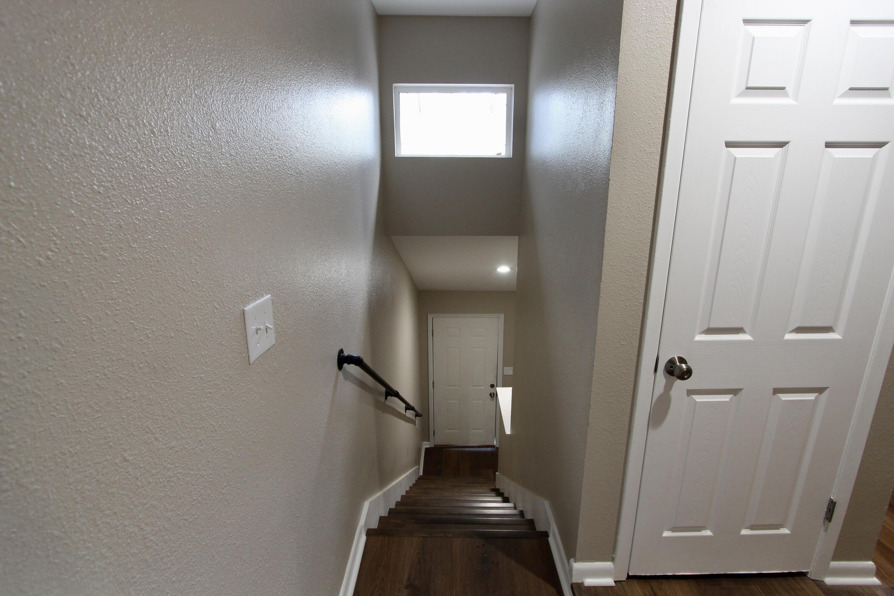 SWIFT BAYOU T/H - Residential Lease