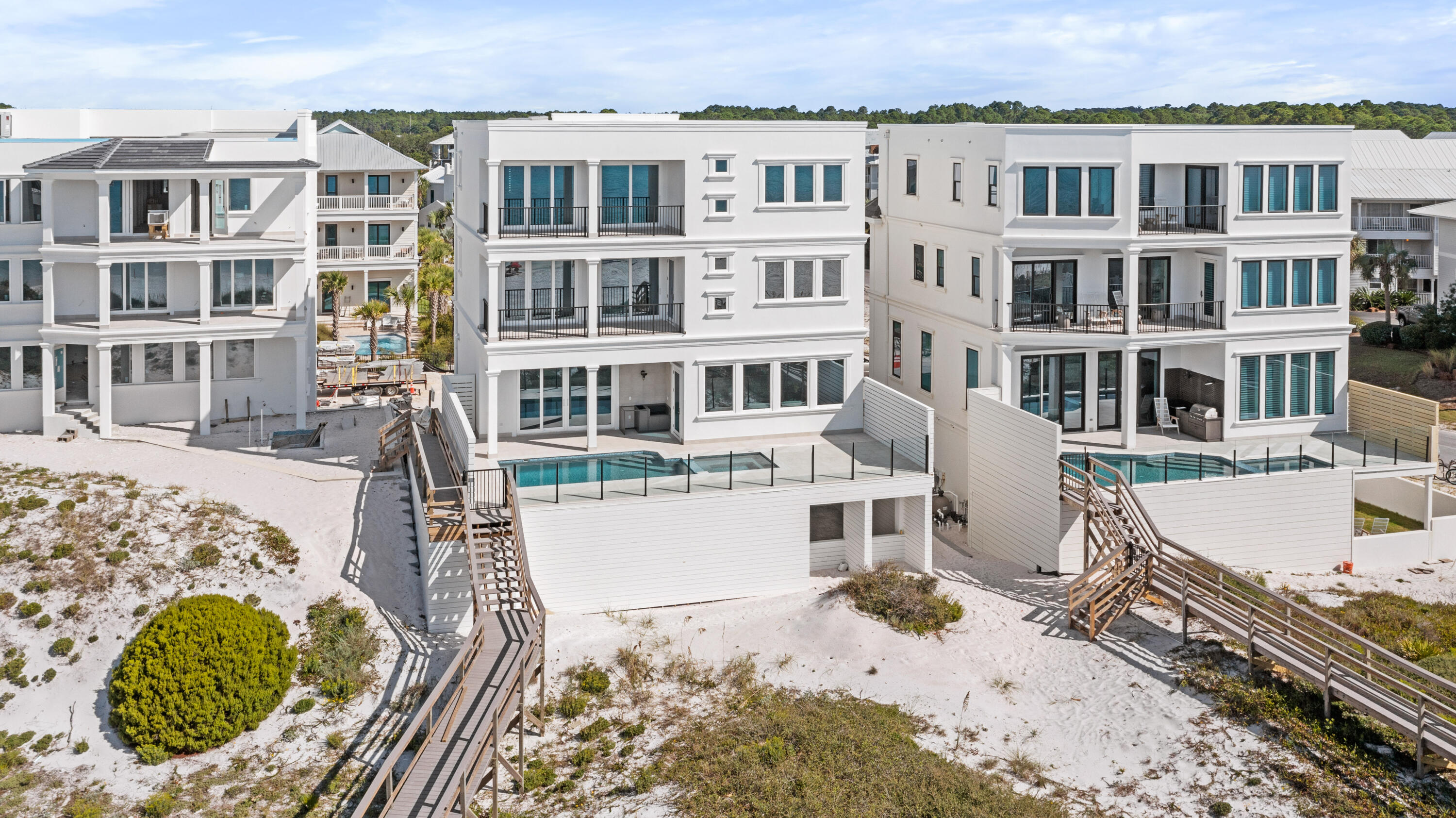 BEACHSIDE ESTATES - Residential