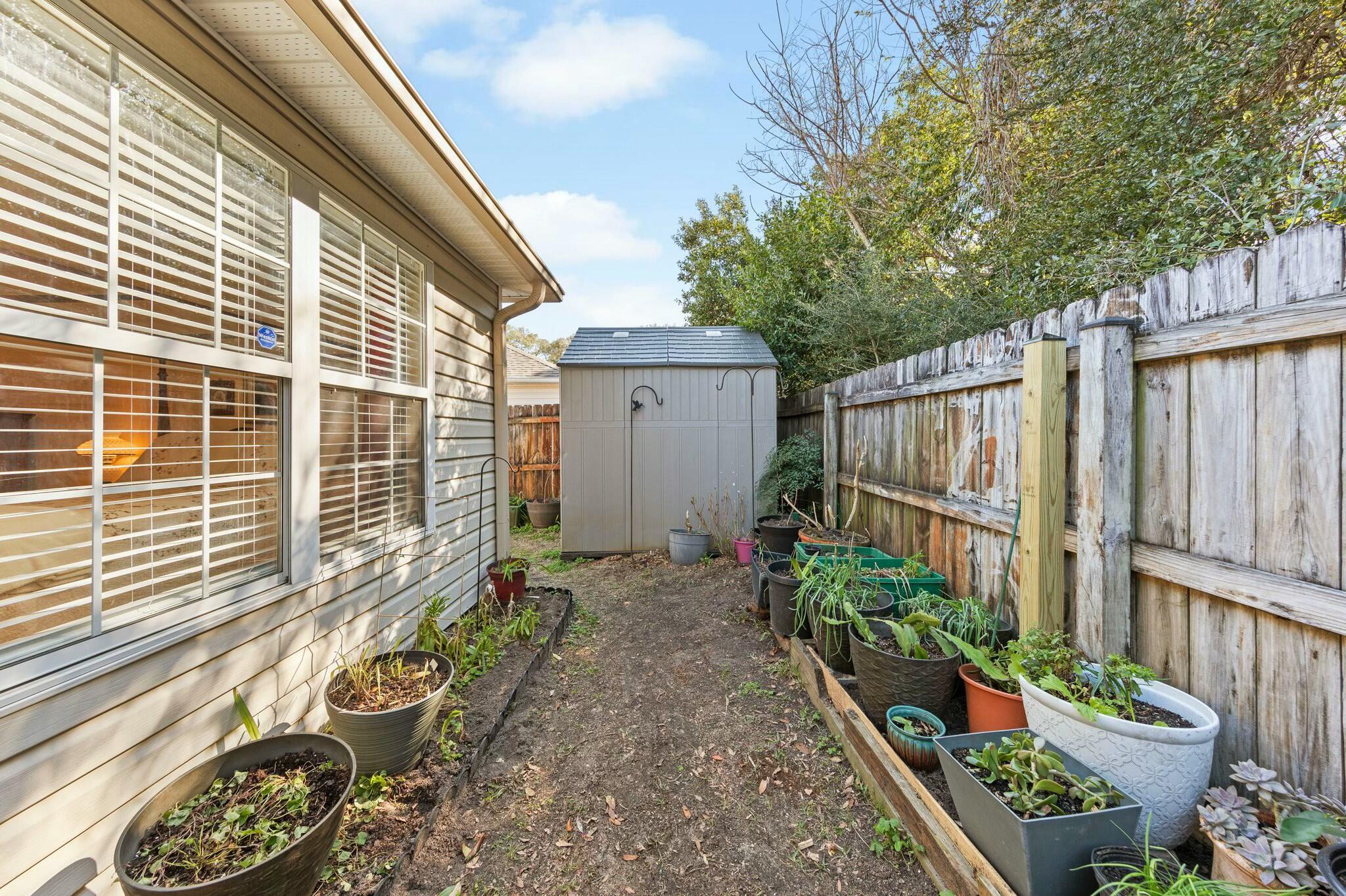 OAK PARK ESTATES - Residential