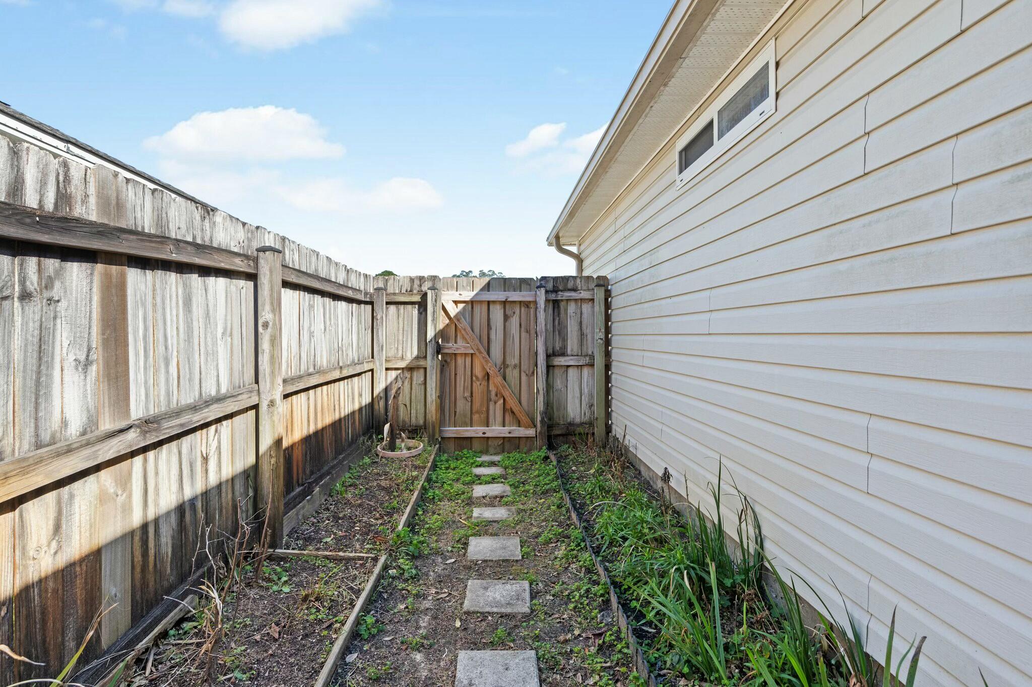 OAK PARK ESTATES - Residential