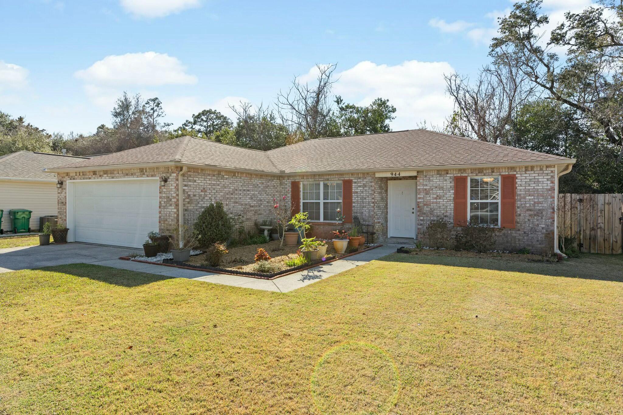 OAK PARK ESTATES - Residential