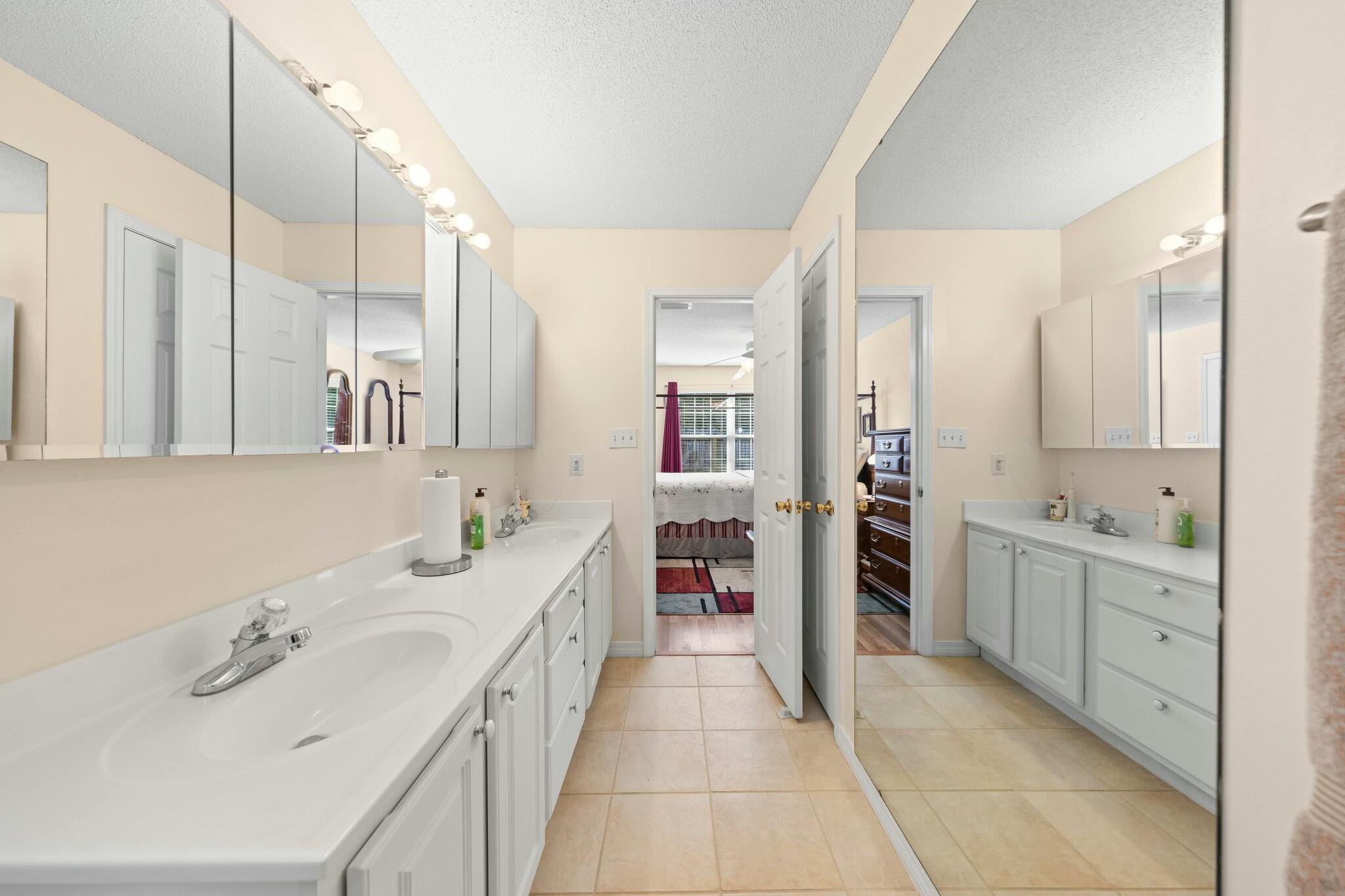 OAK PARK ESTATES - Residential