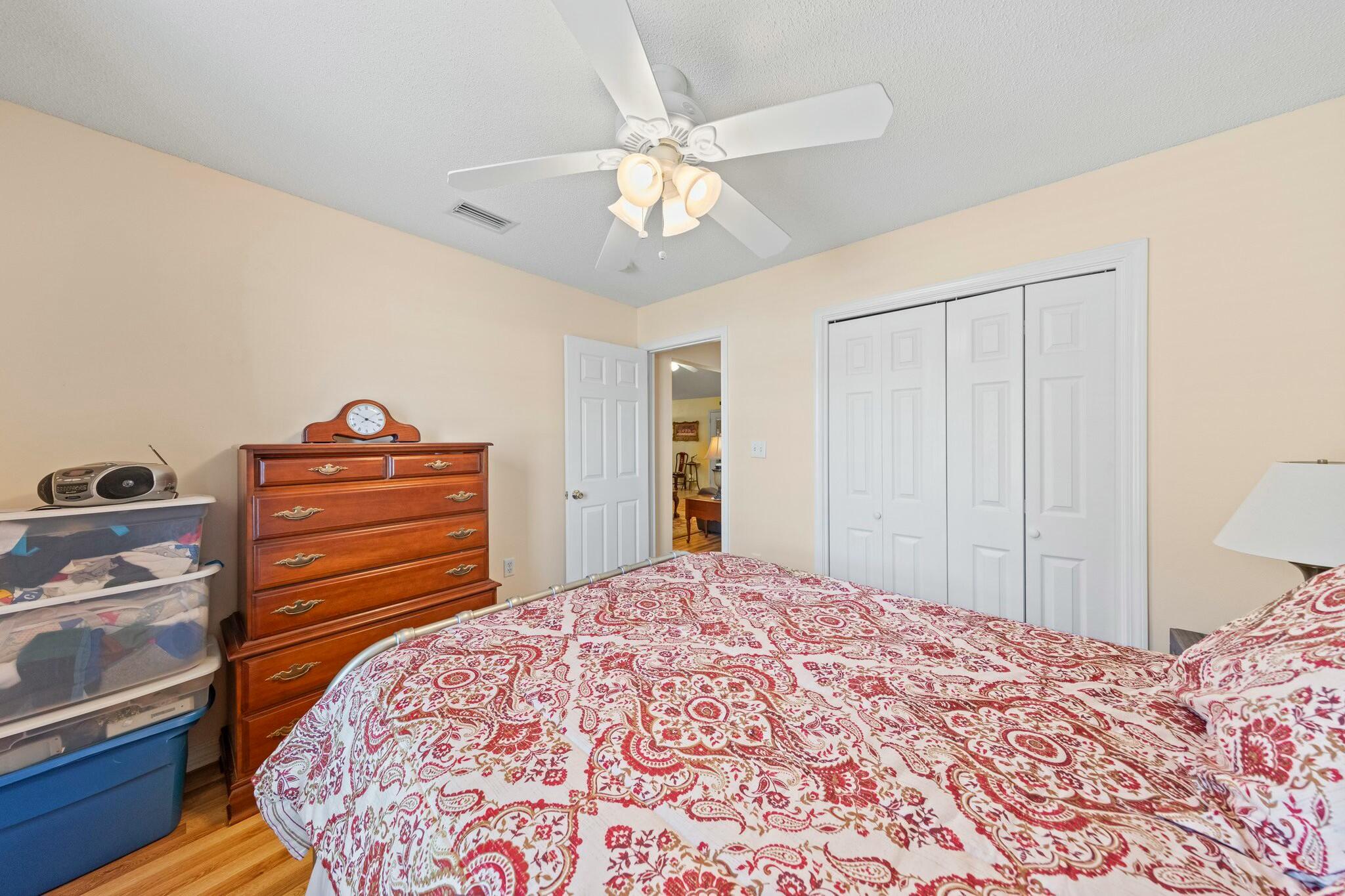 OAK PARK ESTATES - Residential