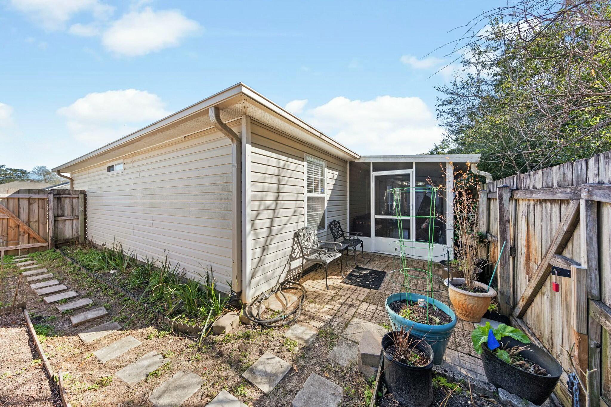 OAK PARK ESTATES - Residential