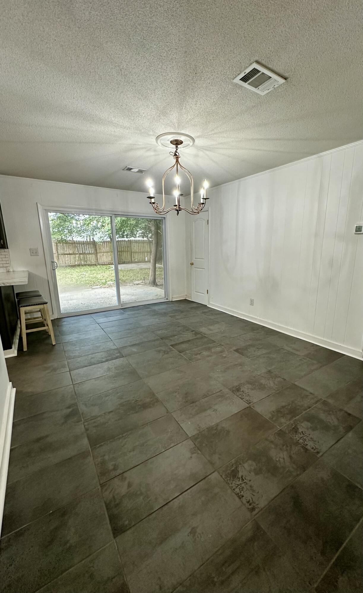 Euu Claire - Residential