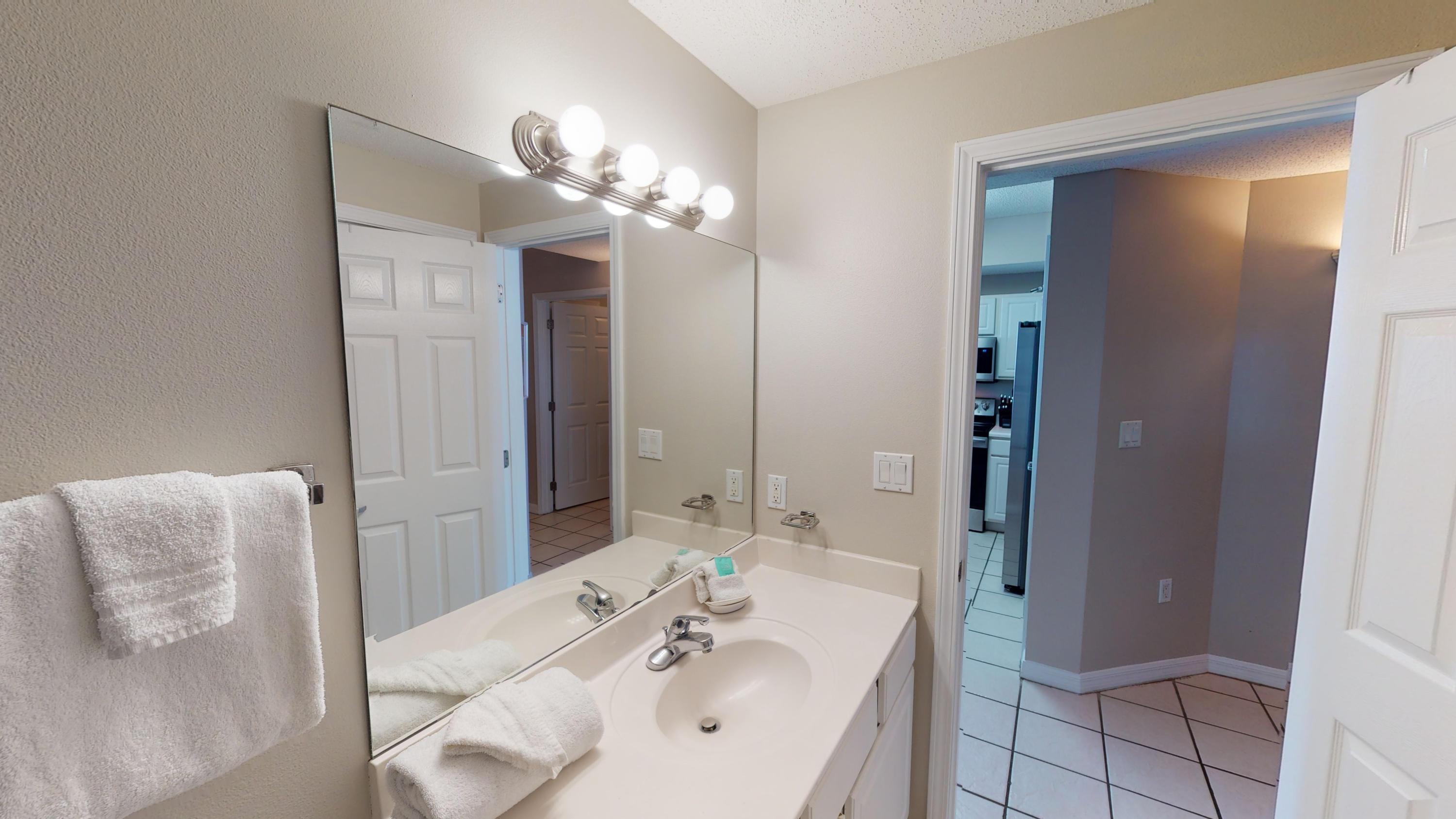 SUMMERWIND CONDOS - Residential