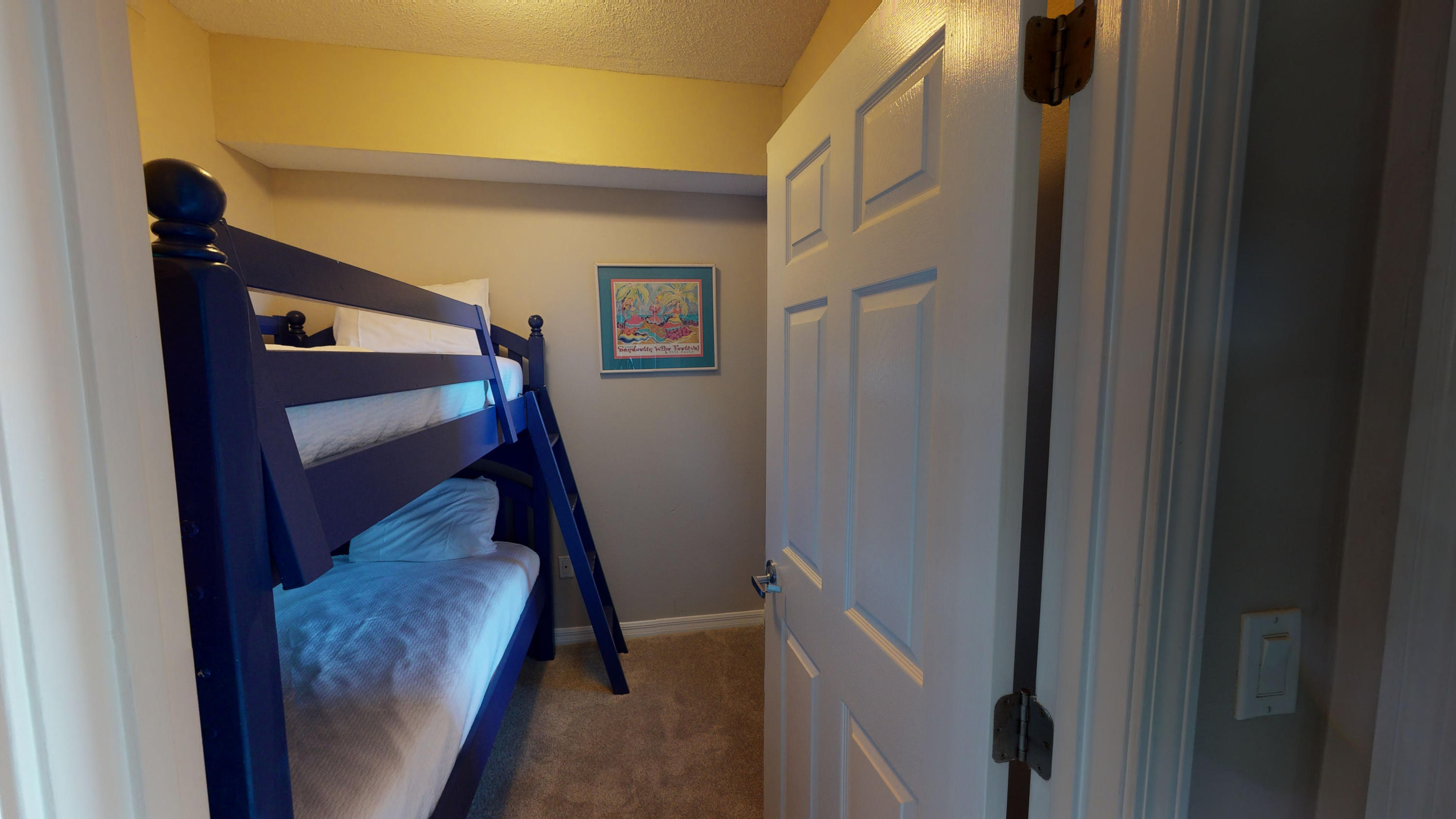 SUMMERWIND CONDOS - Residential