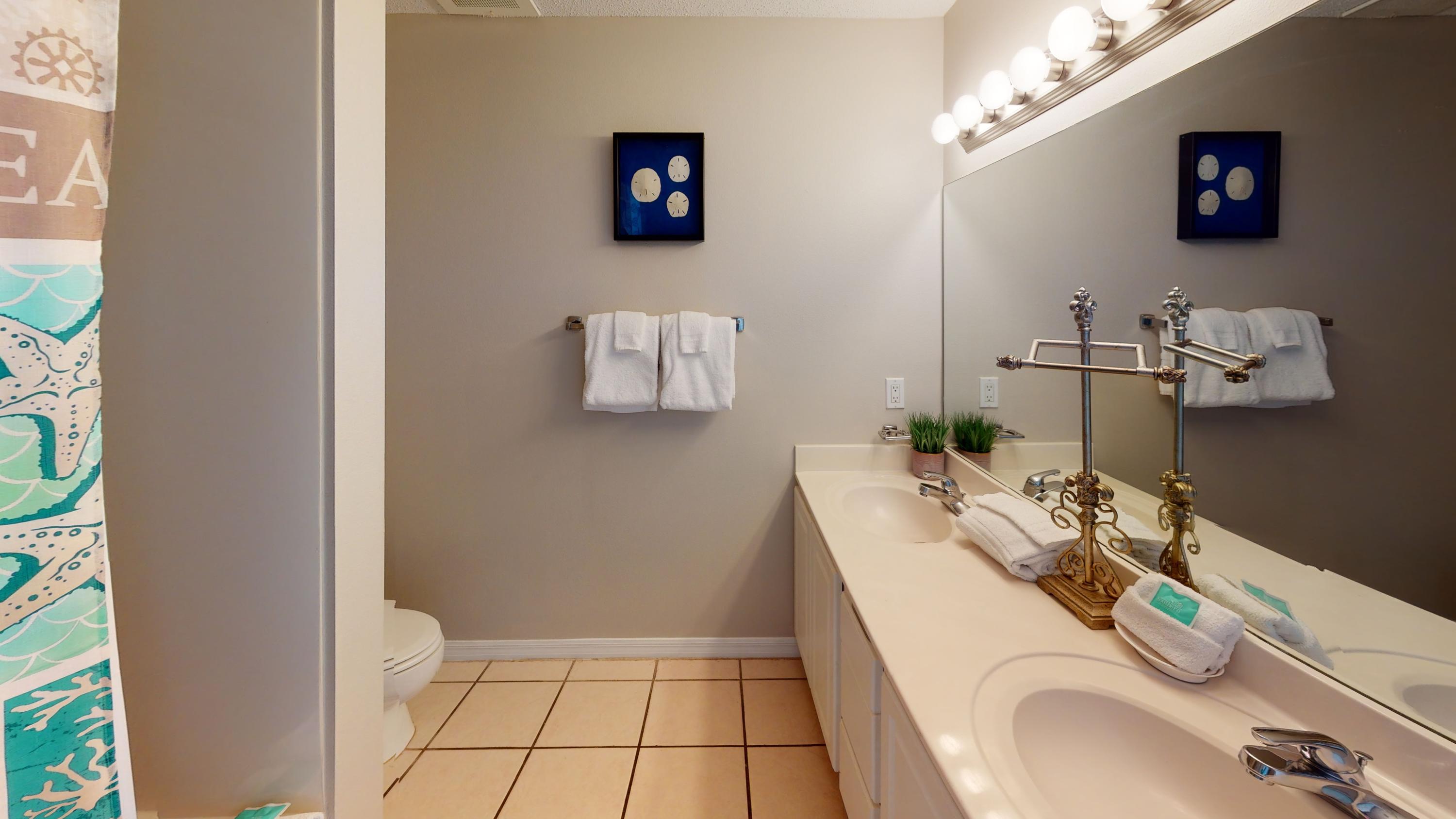 SUMMERWIND CONDOS - Residential