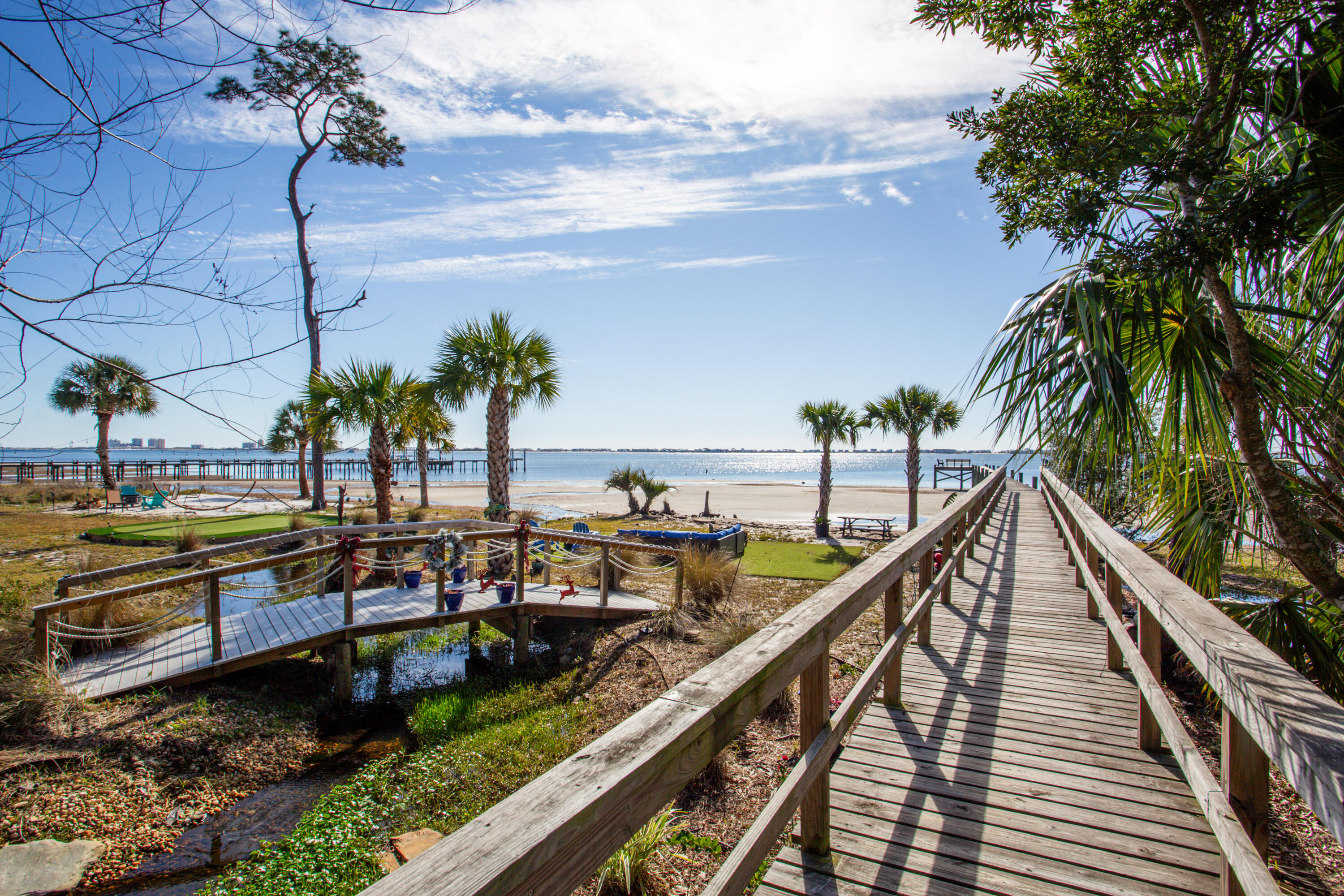 MAGNOLIA HARBOR - Land