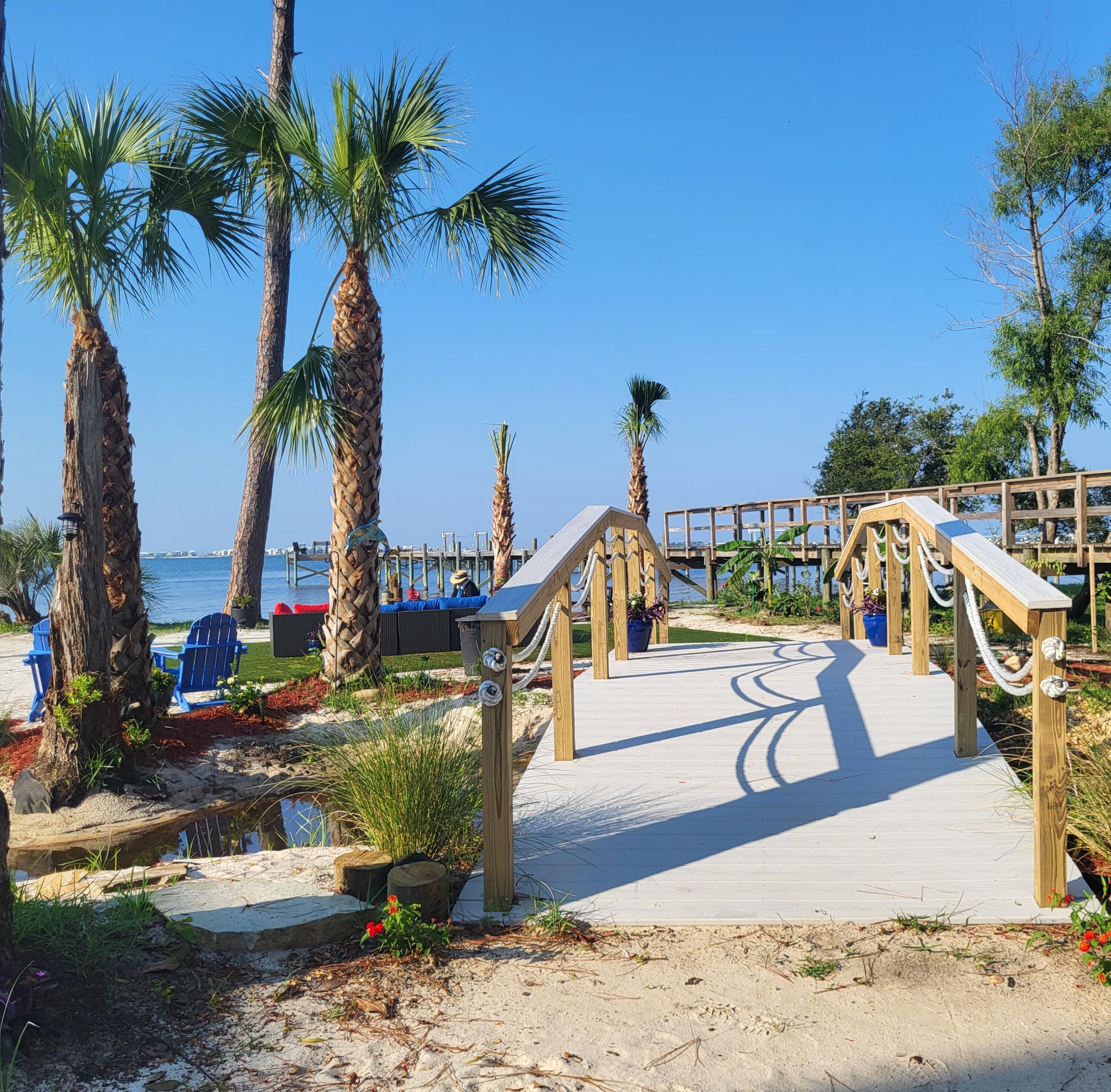 MAGNOLIA HARBOR - Land