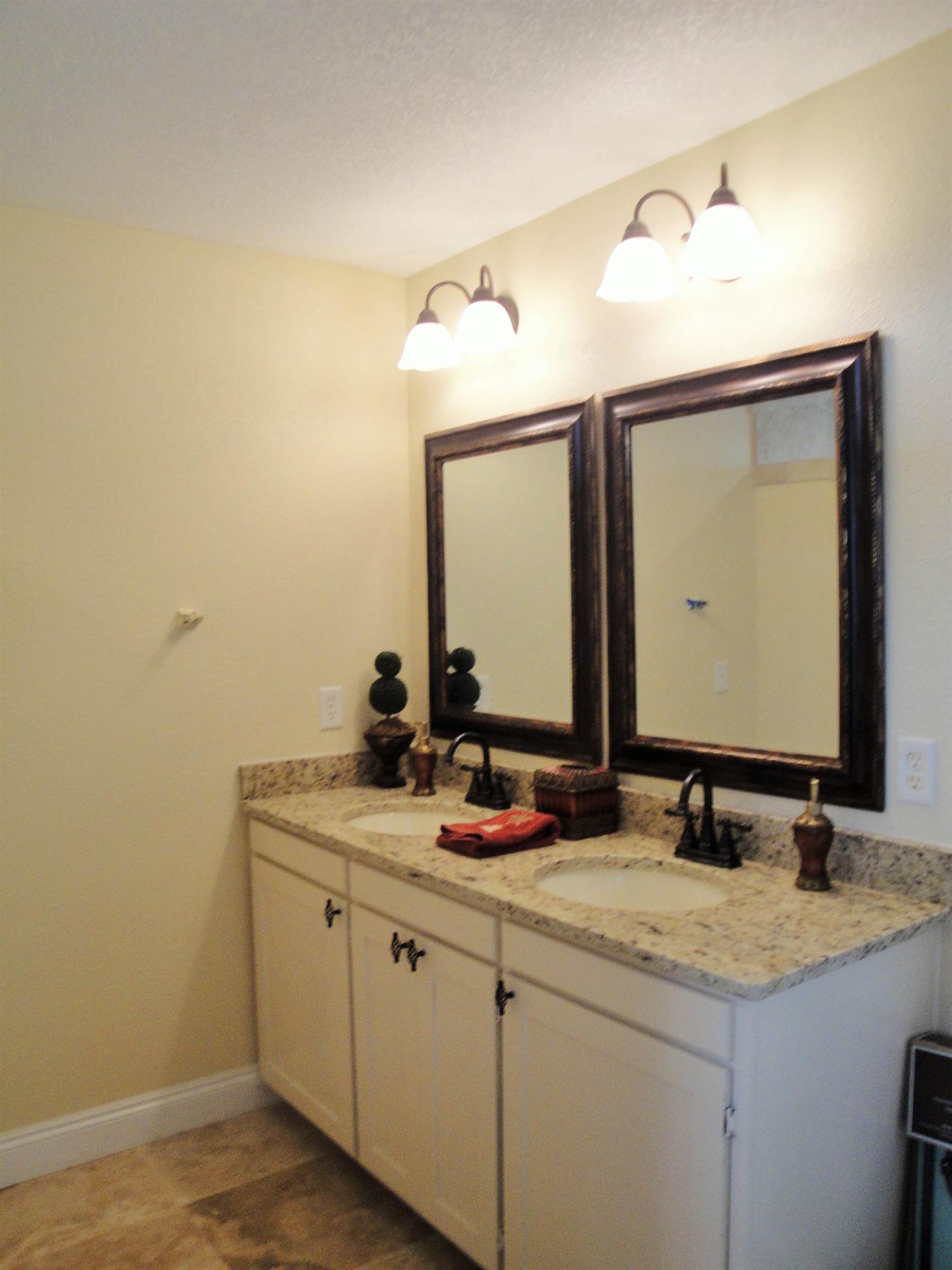 LEGION PARK LANDING - Residential