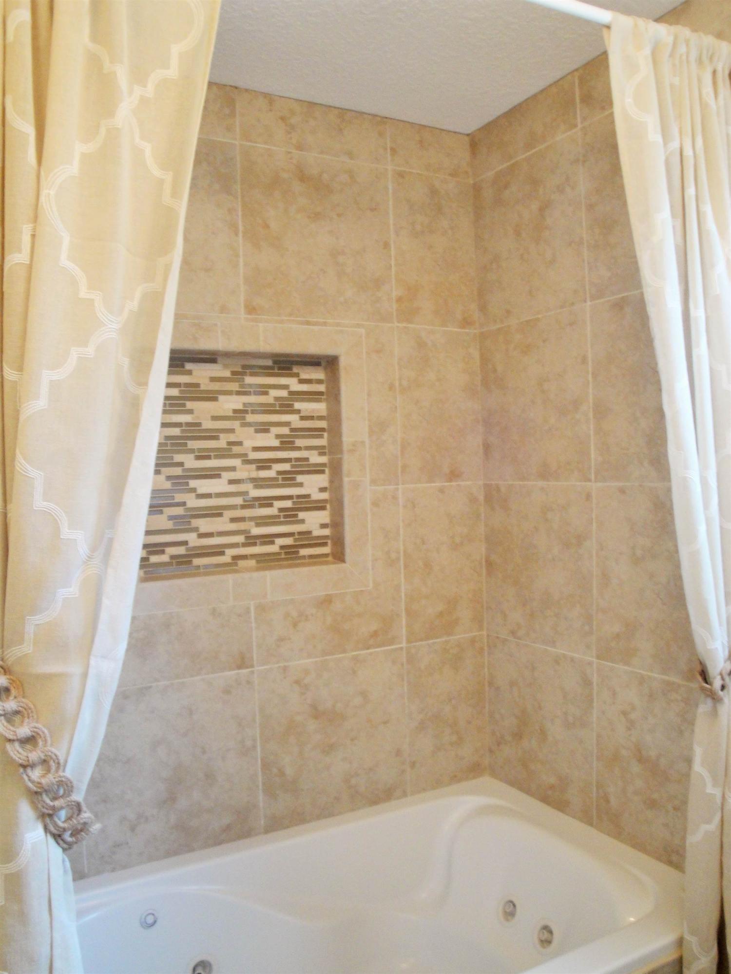 LEGION PARK LANDING - Residential