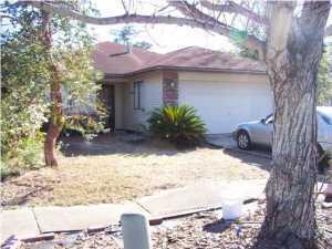 This home has been renovated with vinyl wood plank floors throughout for easy maintenance, some new light fixtures and updated kitchen. Corner lot conveniently located. This home is a split floor plan with cathedral ceiling. Owner is a licensed Real estate agent. No Dogs. No animals. Text Marsha Thomas-Curry at 850-240-2861