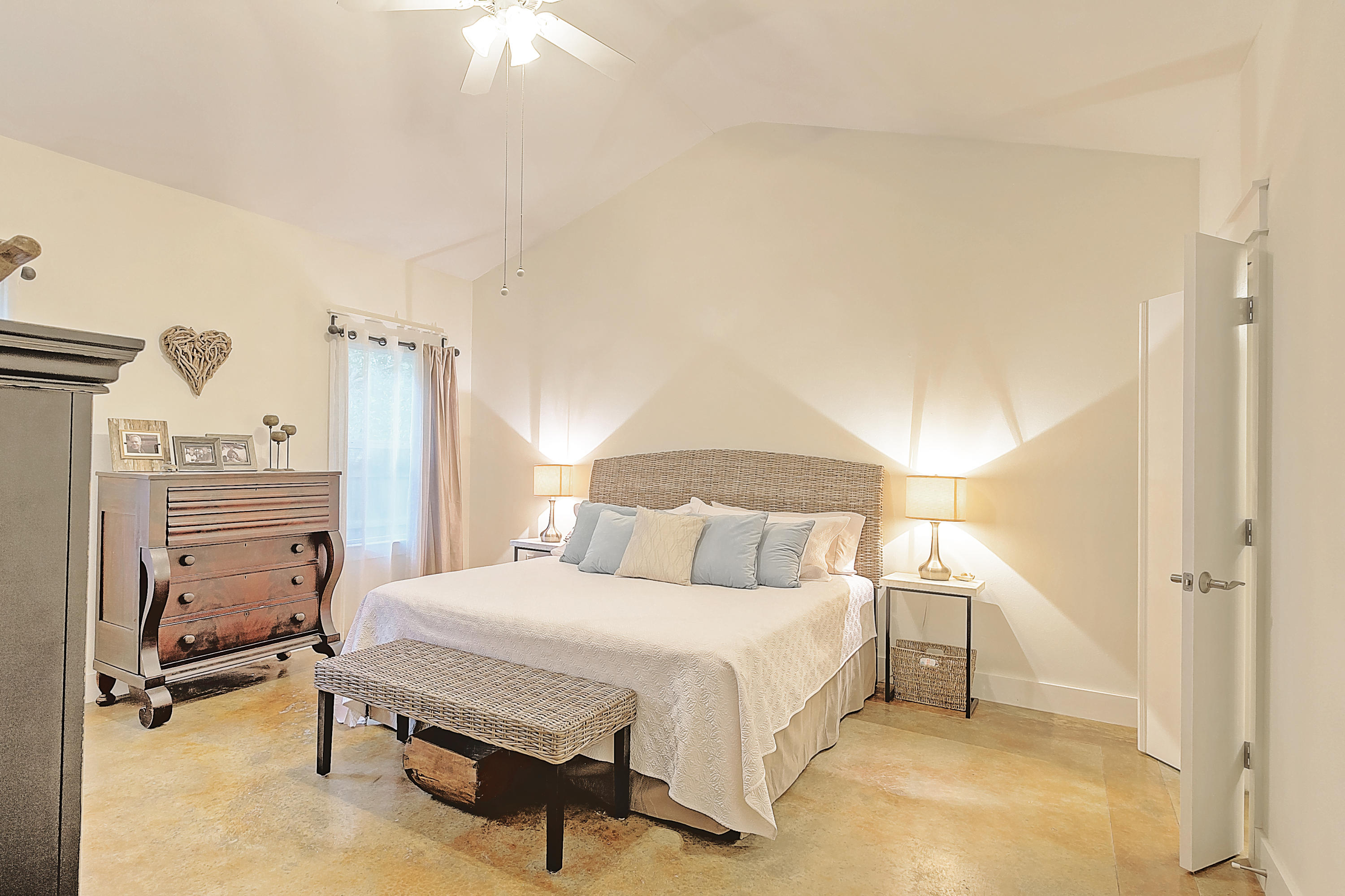 Magnolia Beach - Residential