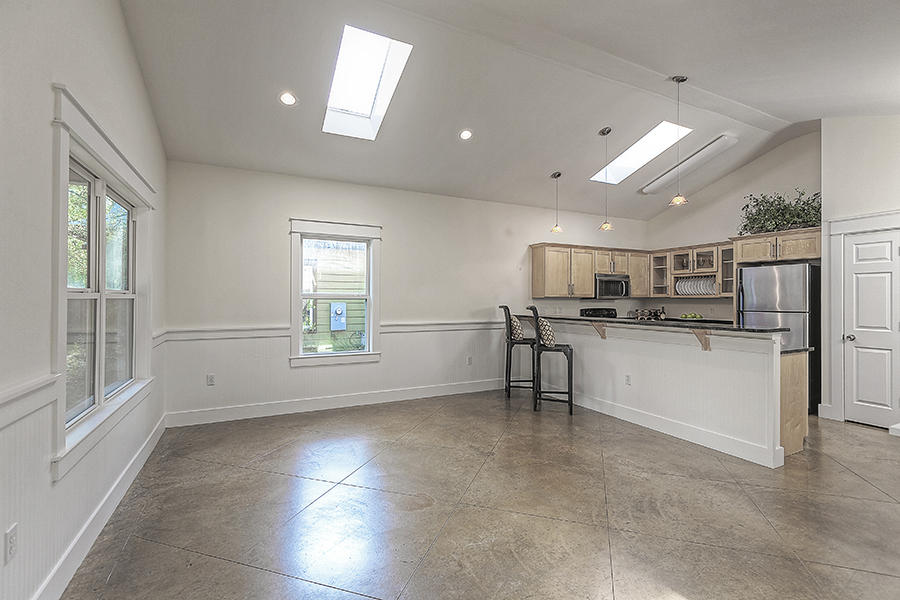 Magnolia Beach - Residential