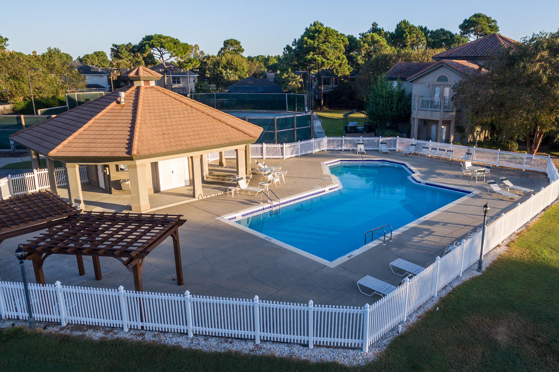 EMERALD BAY PH 1-B - Residential