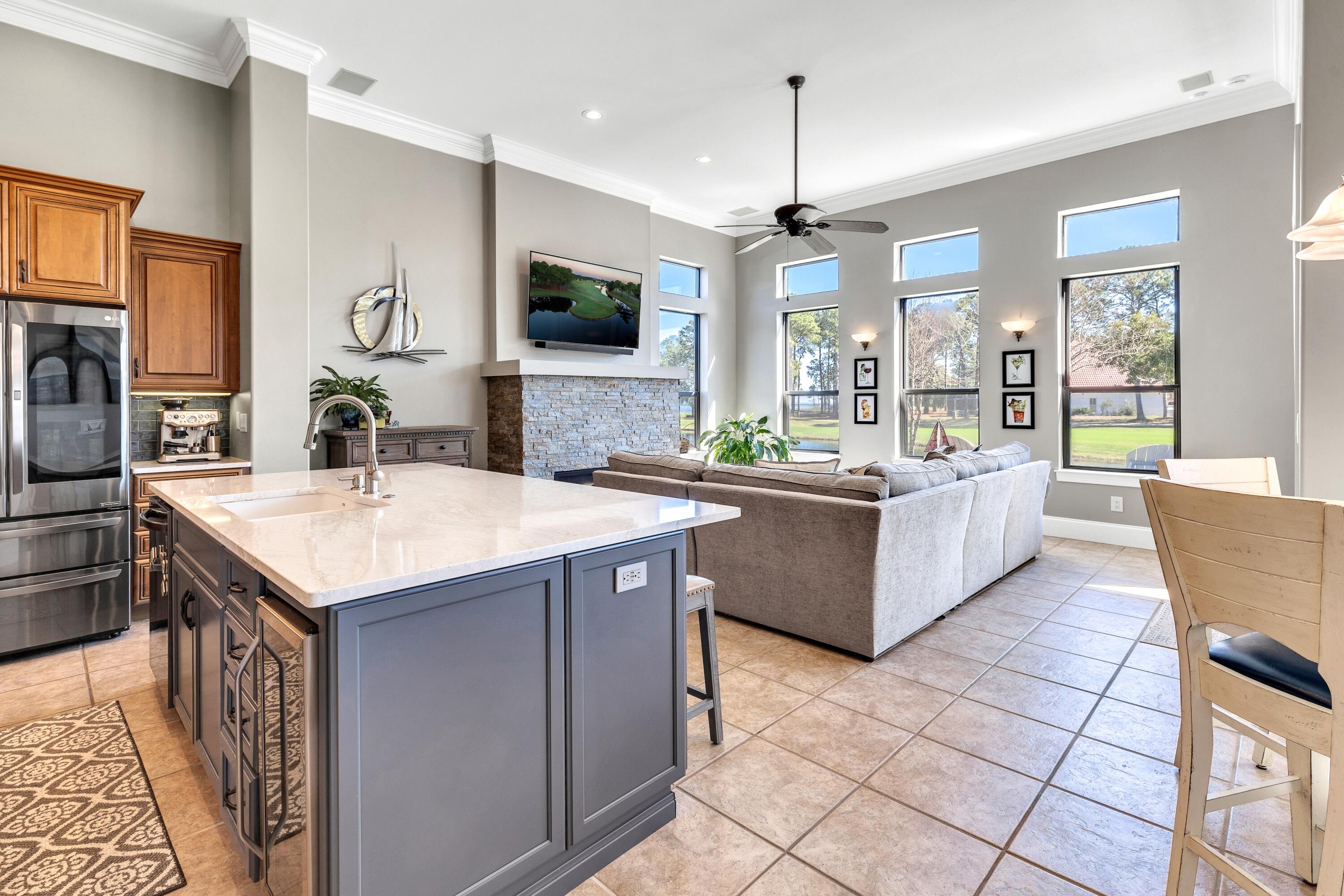 EMERALD BAY PH 1-B - Residential