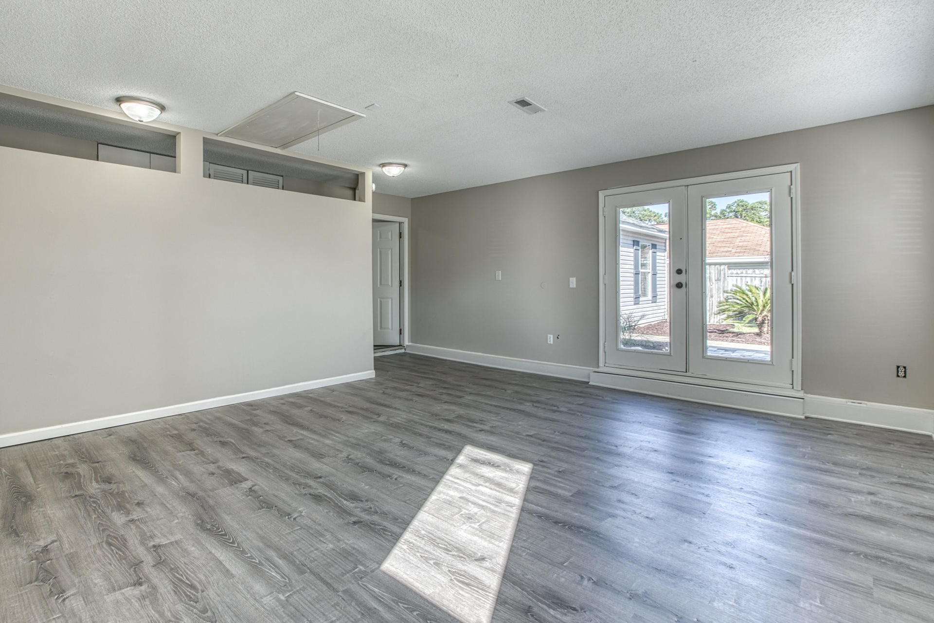 WYNNEHAVEN BEACH ESTATES - Residential