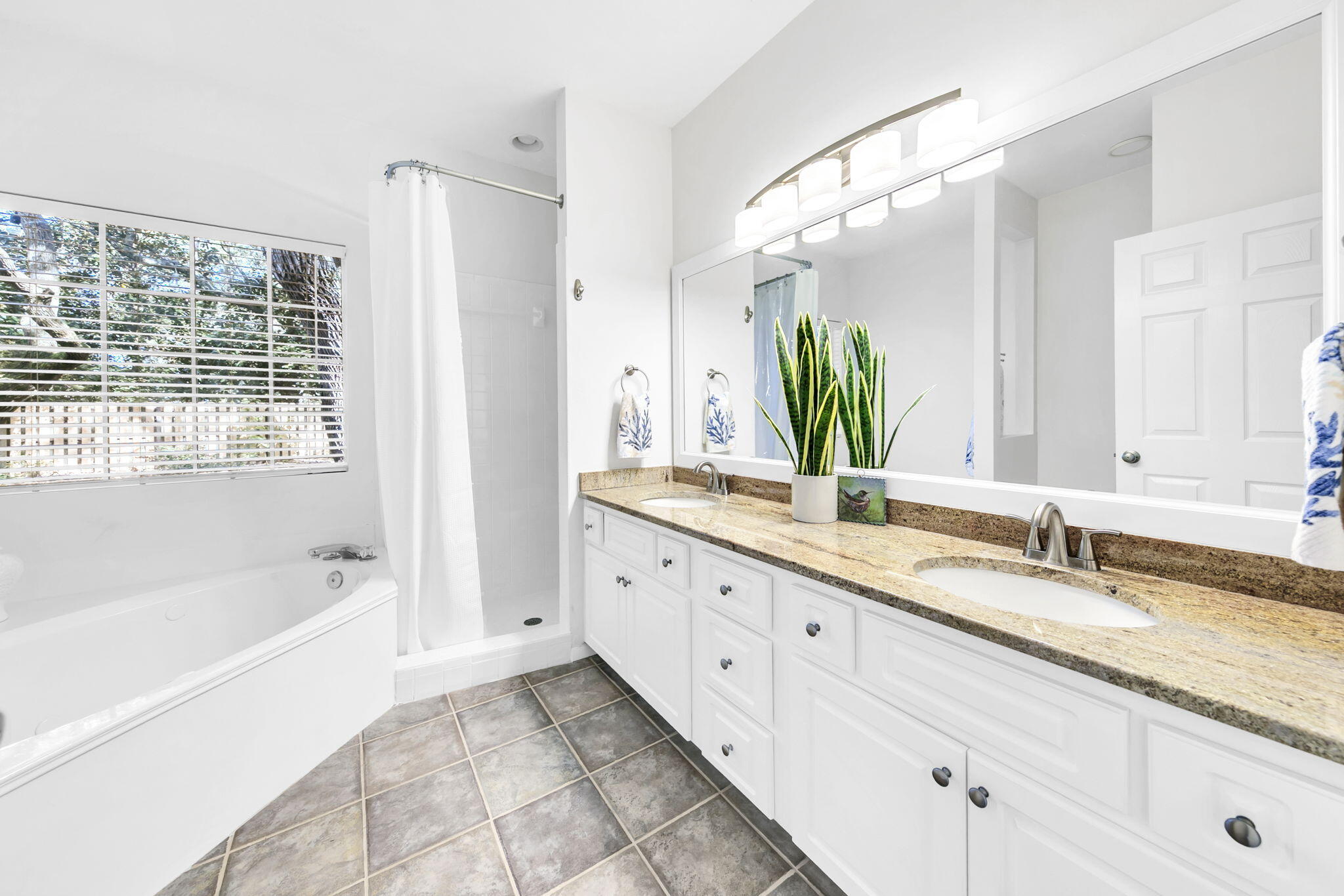 SOUTHWIND PH 6 - Residential