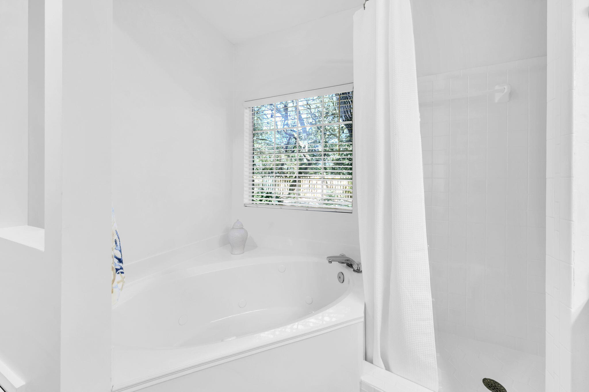 SOUTHWIND PH 6 - Residential