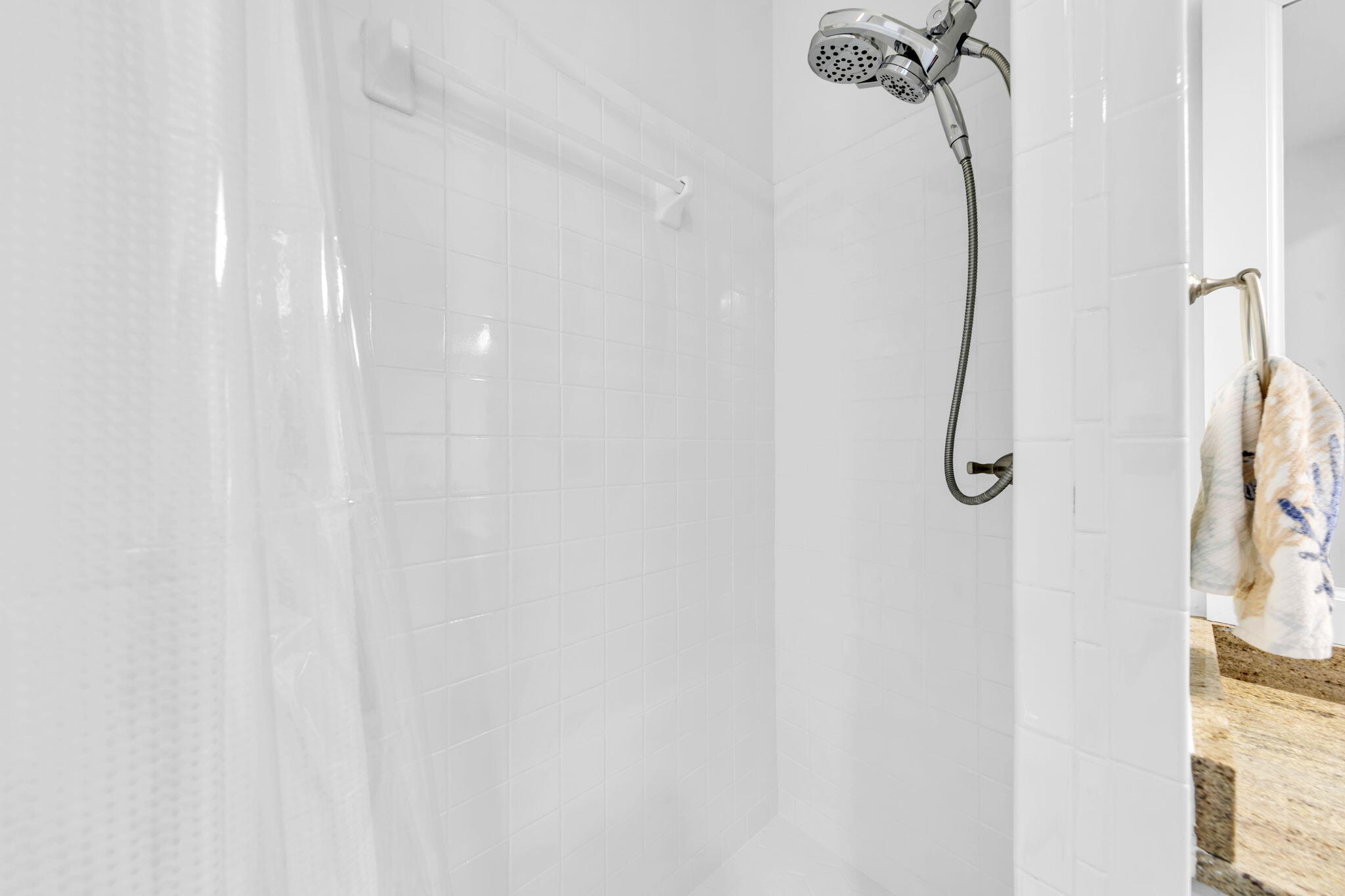 SOUTHWIND PH 6 - Residential